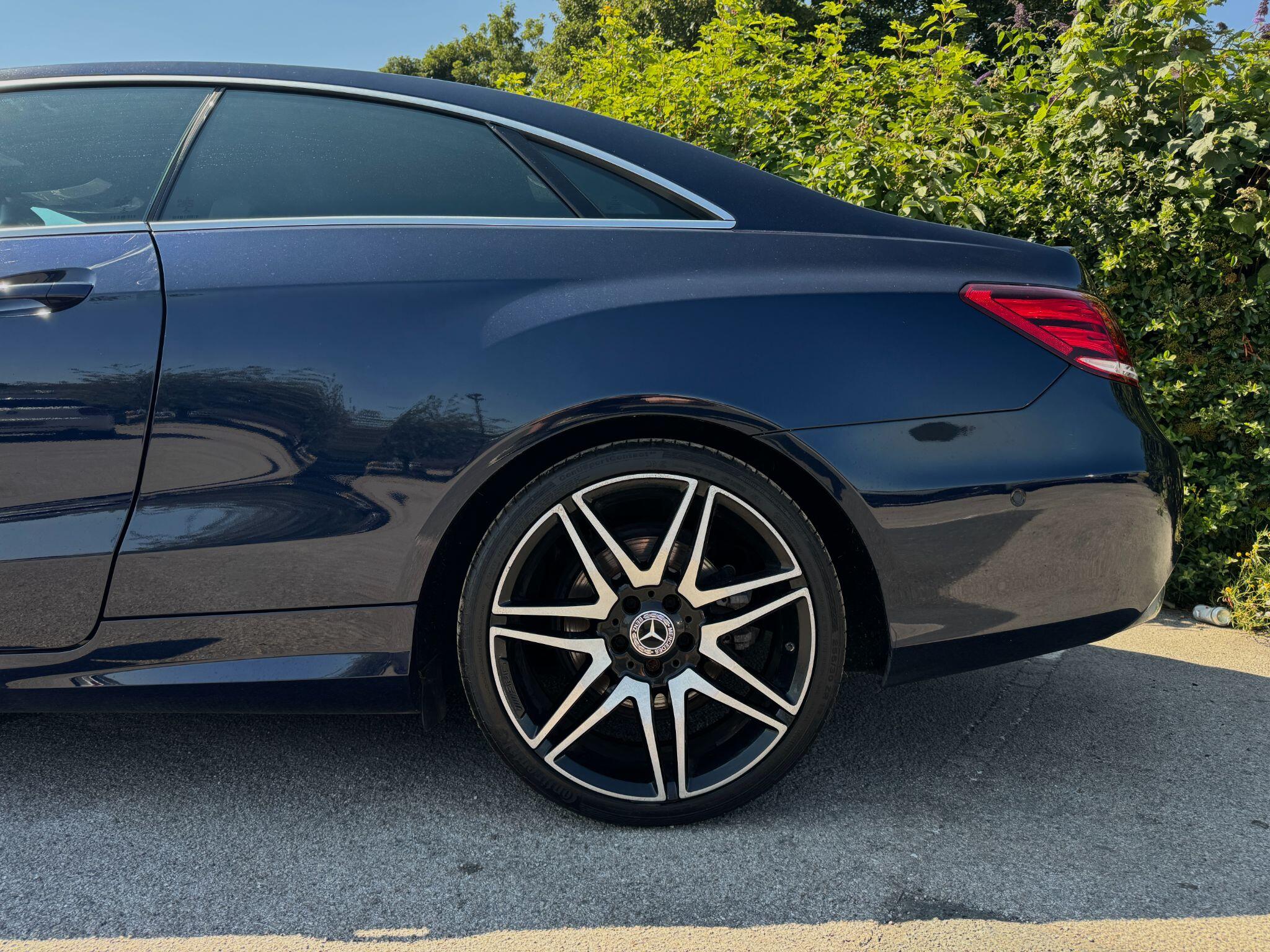 Mercedes-Benz E Class view 7