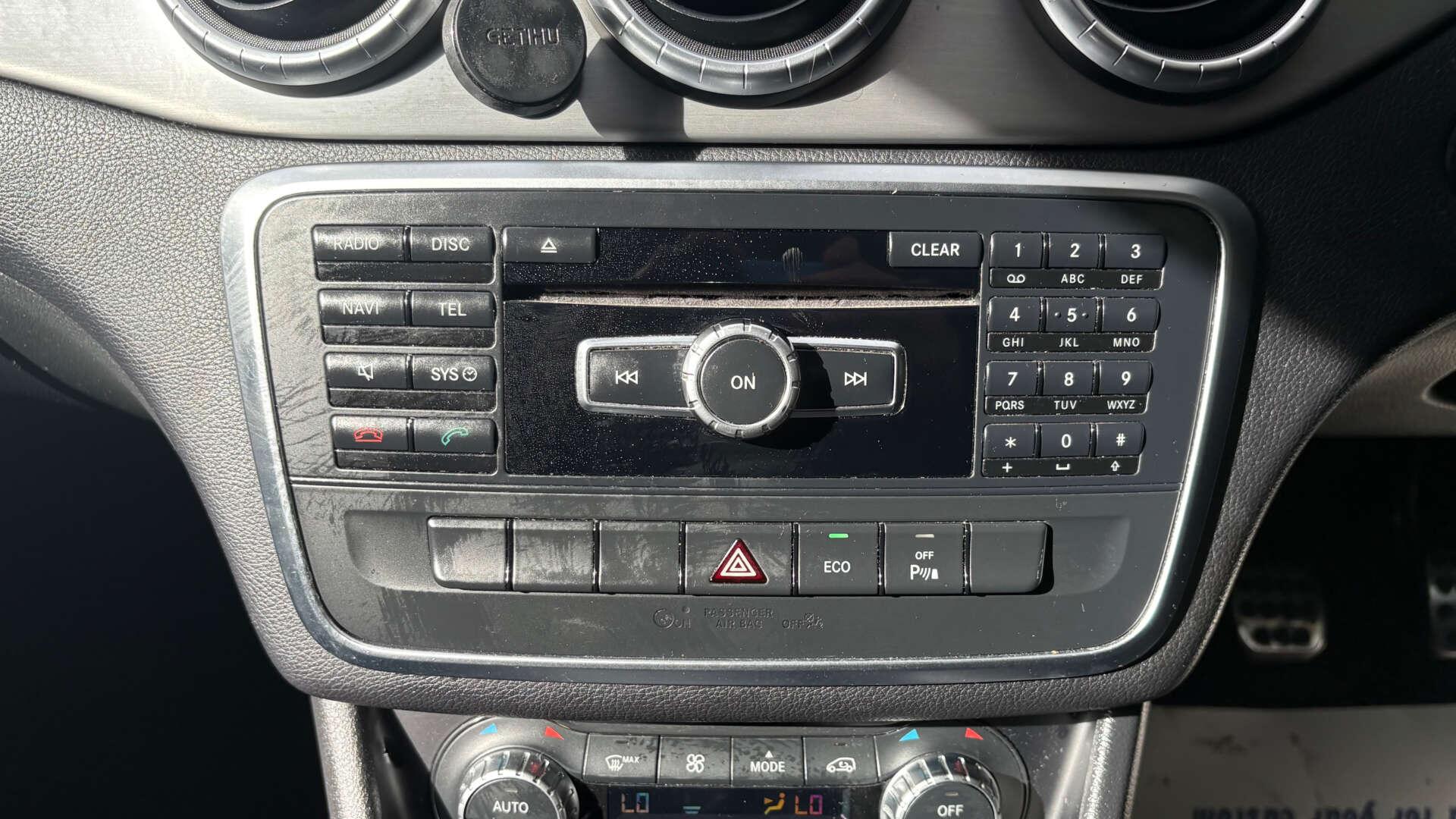 Mercedes-Benz Cla view 26