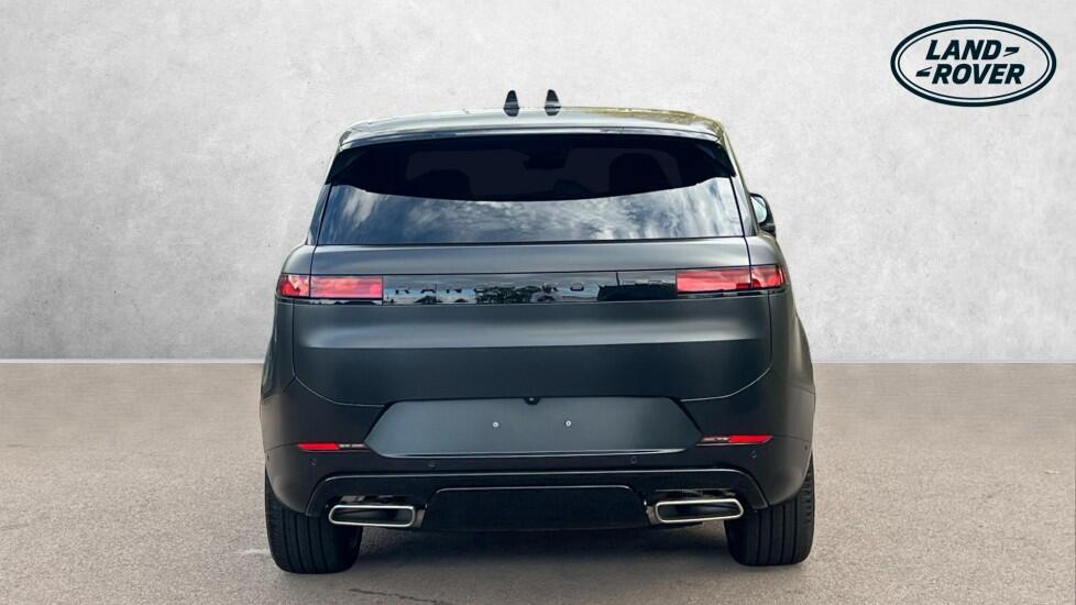 Land Rover Range Rover Sport view 6