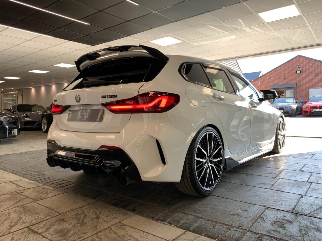 BMW 1 Series view 15