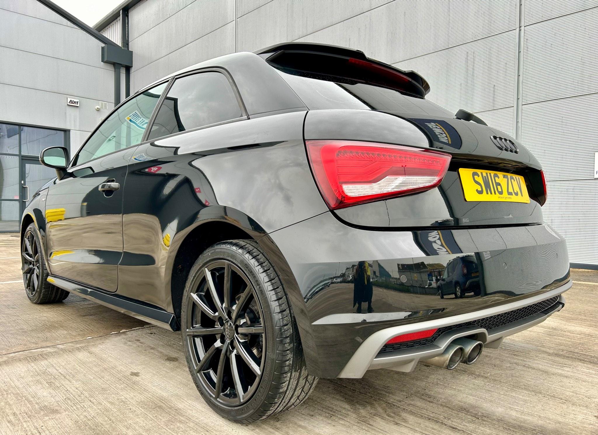 Audi A1 view 8