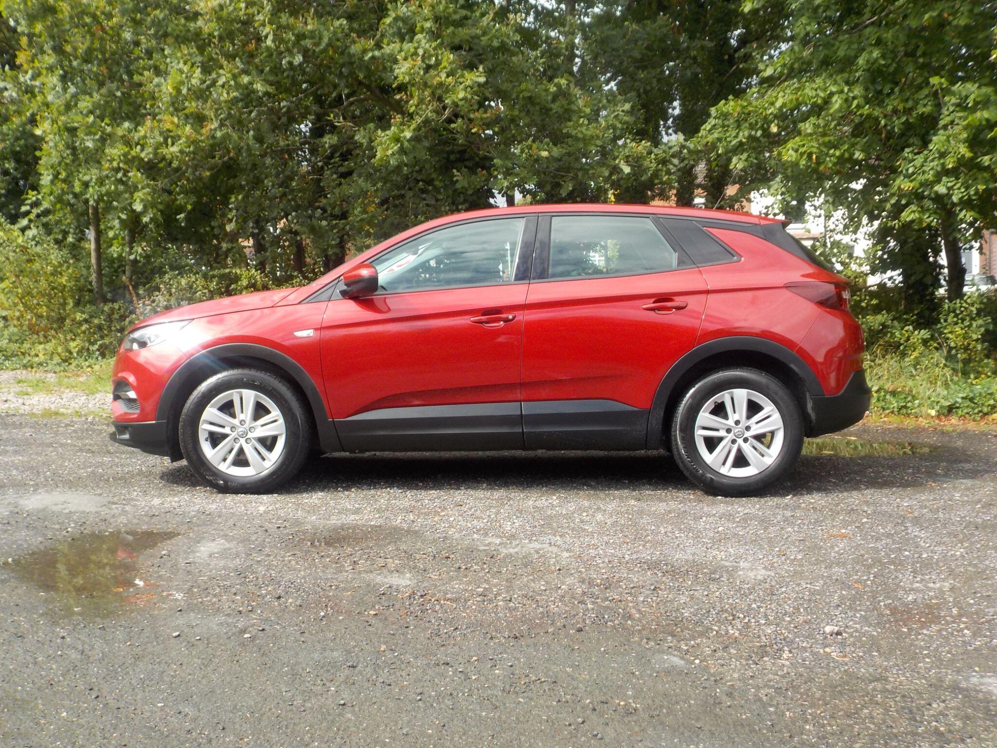 Vauxhall Grandland X 1.2 Turbo SE Euro 6 (s/s) 5dr