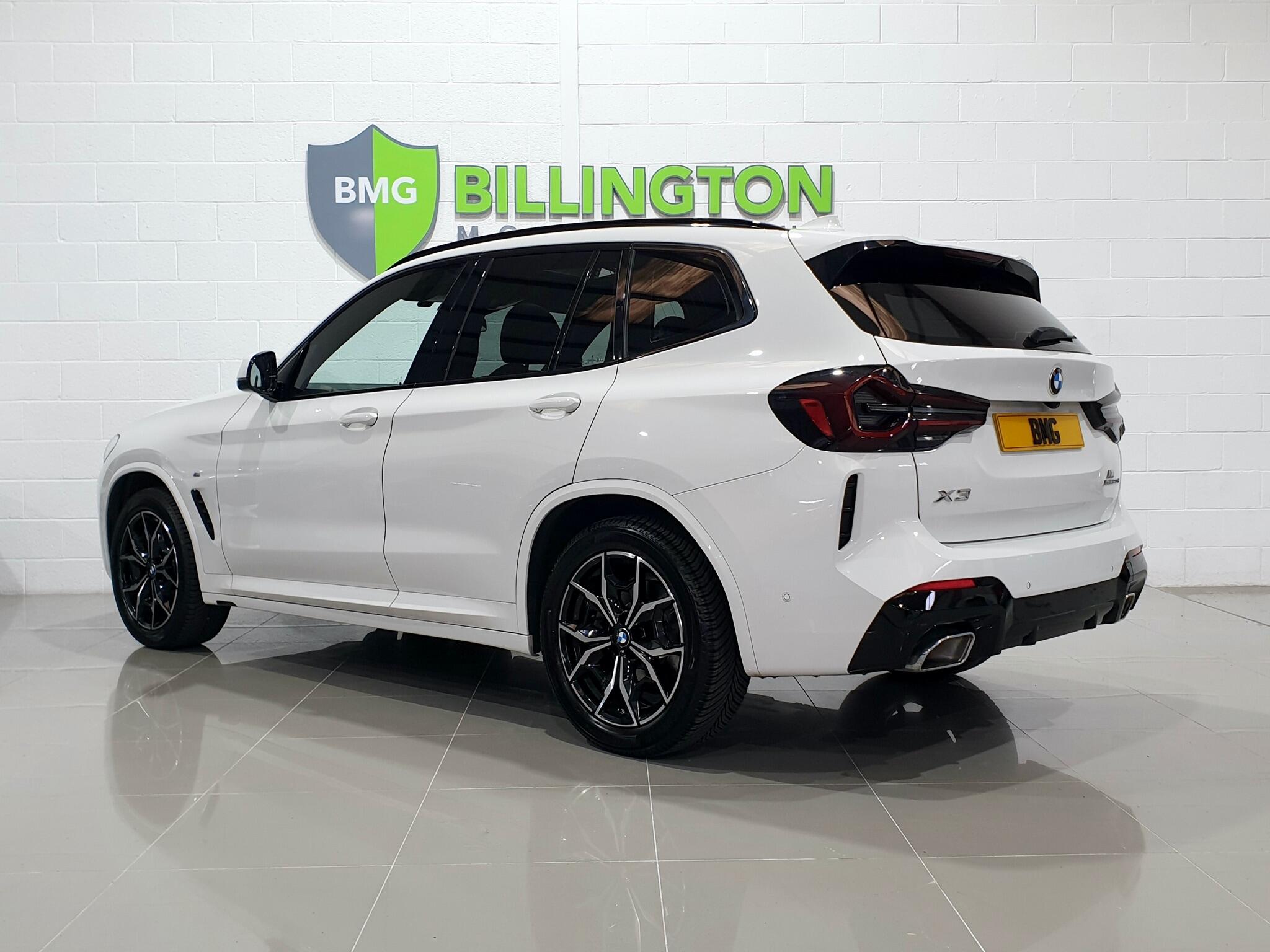 BMW X3 view 5