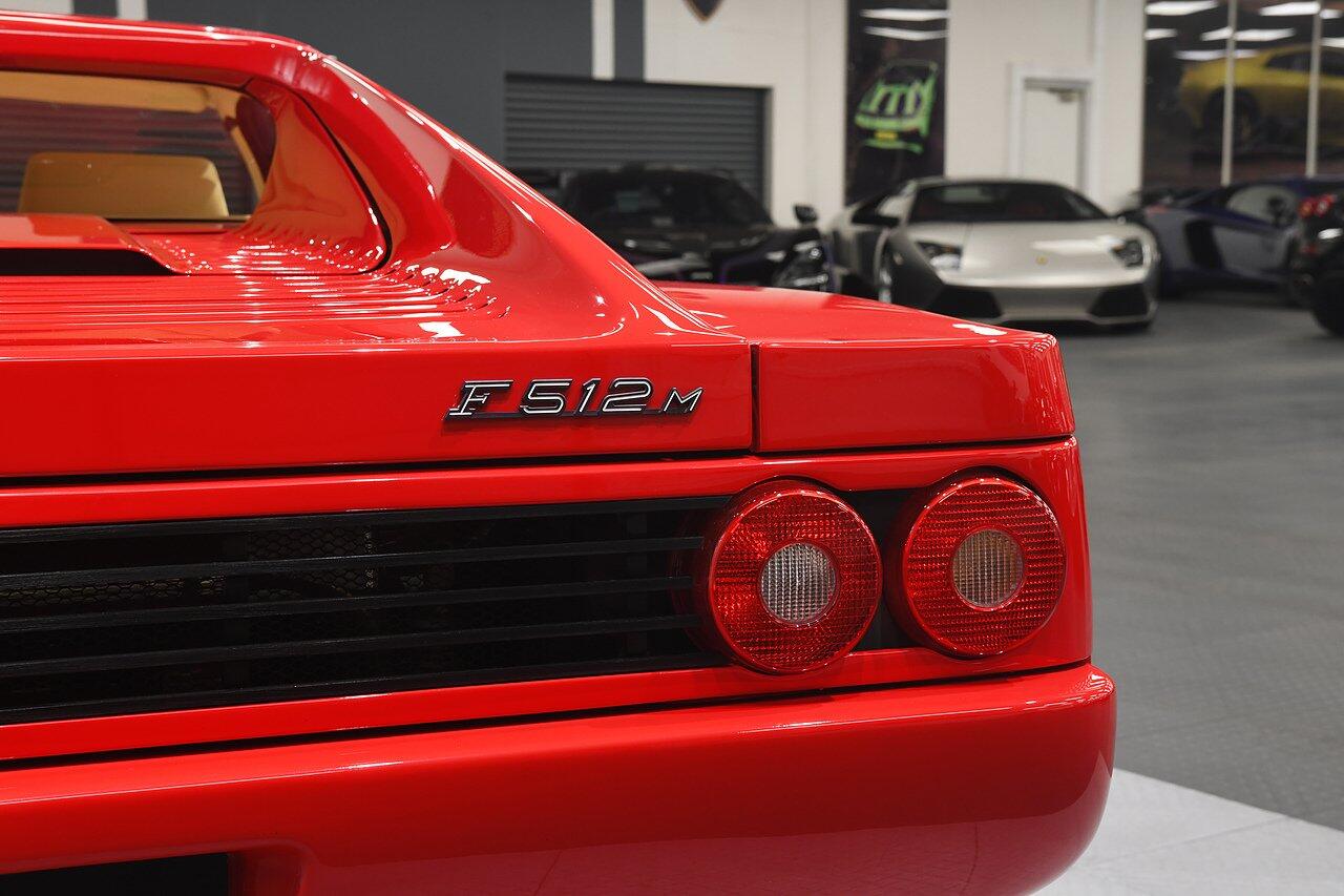 Ferrari 512 view 36