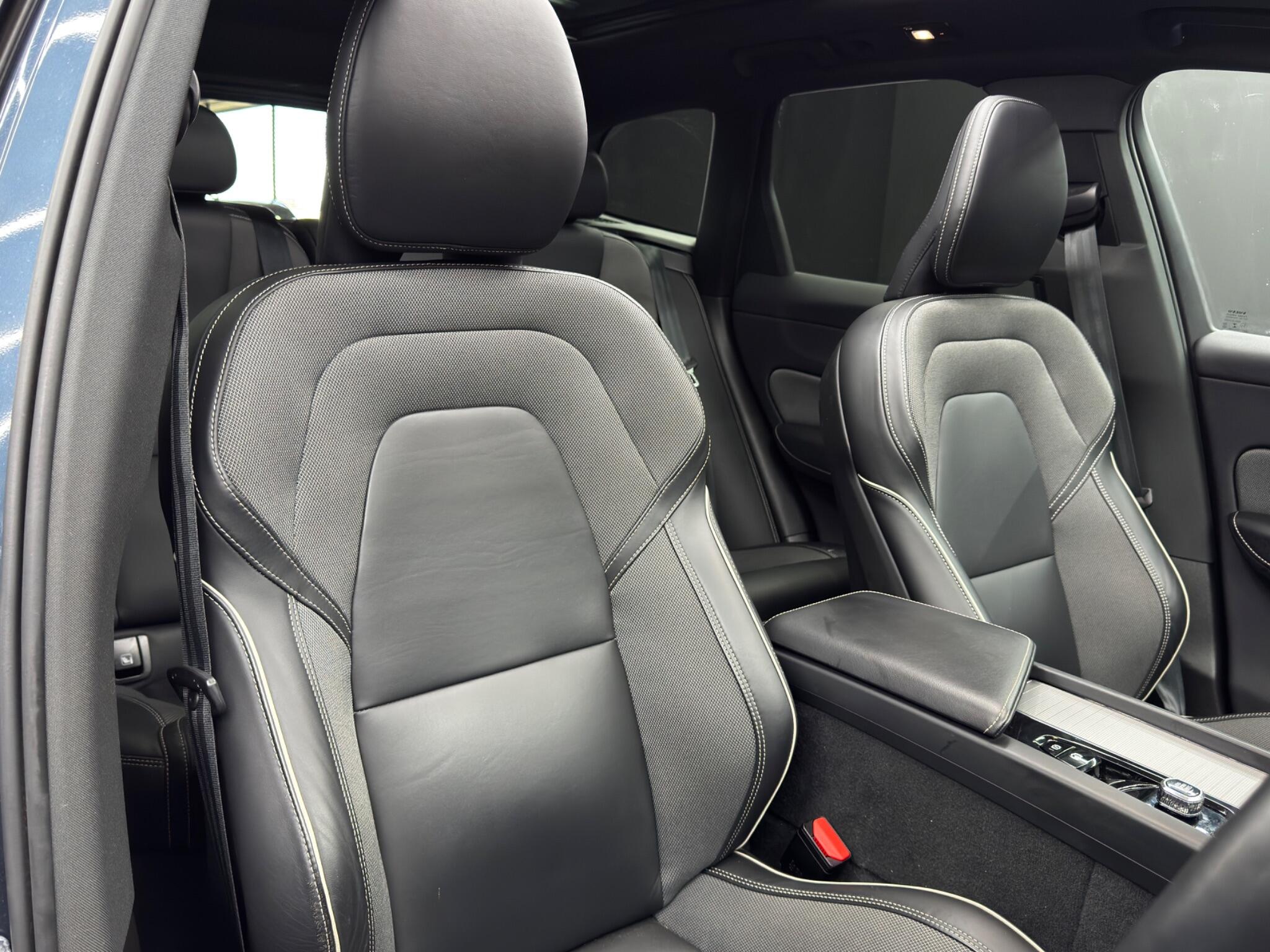 Volvo XC60 view 12