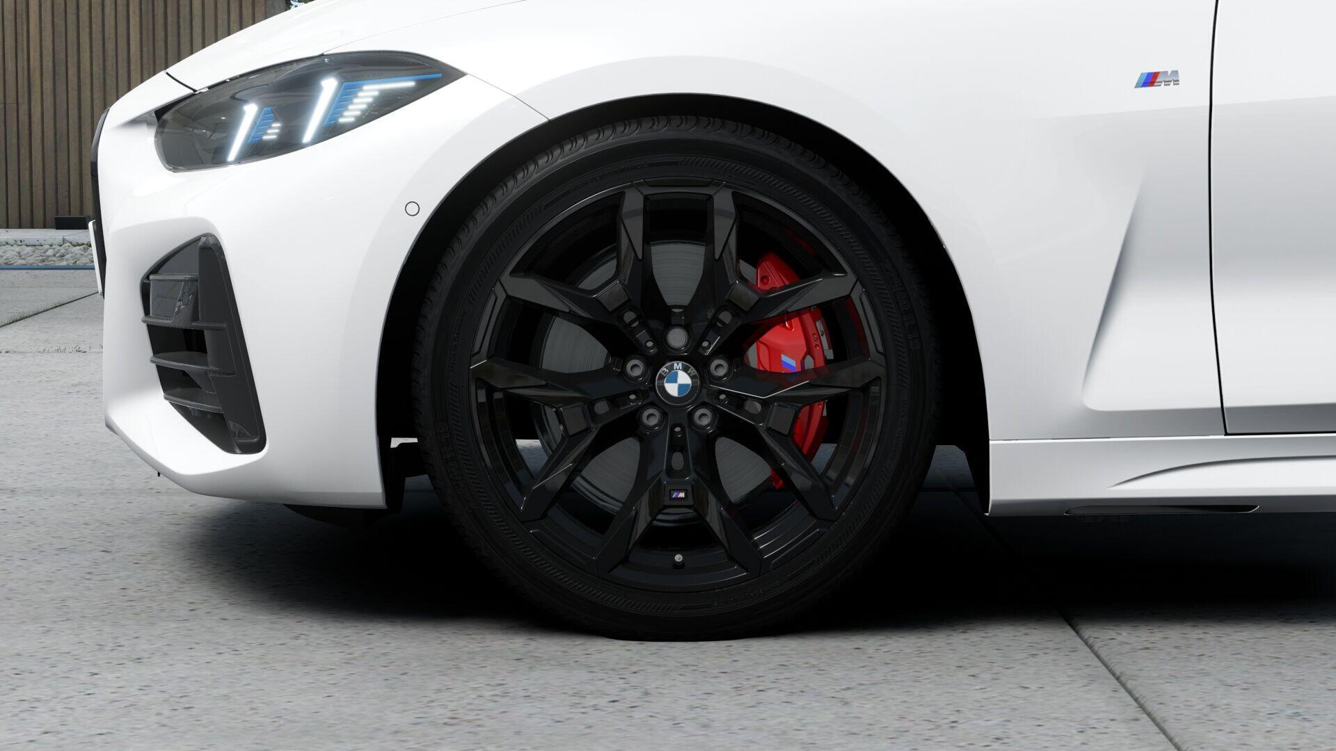 BMW 4 Series view 9
