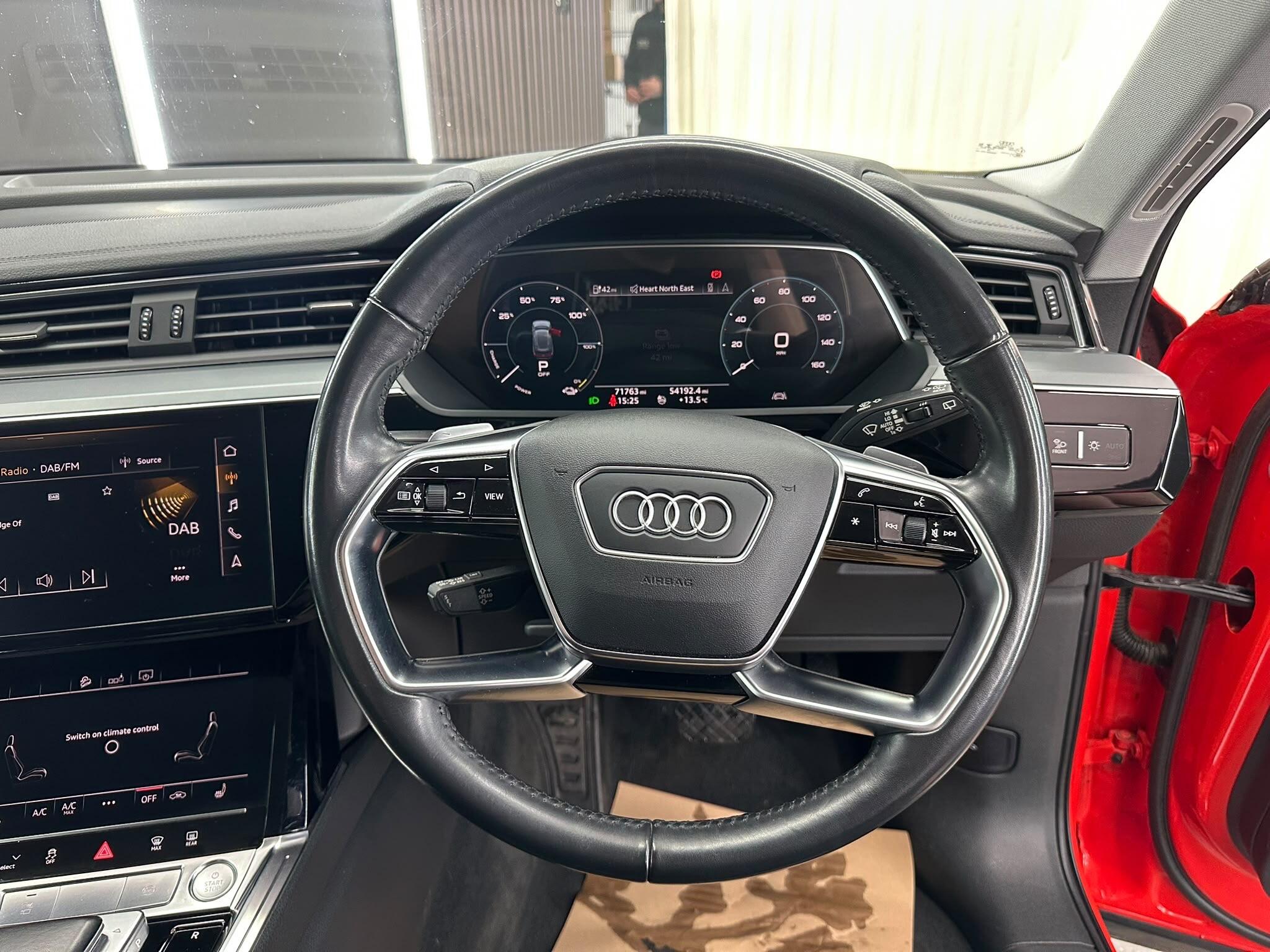 Audi E-Tron view 42