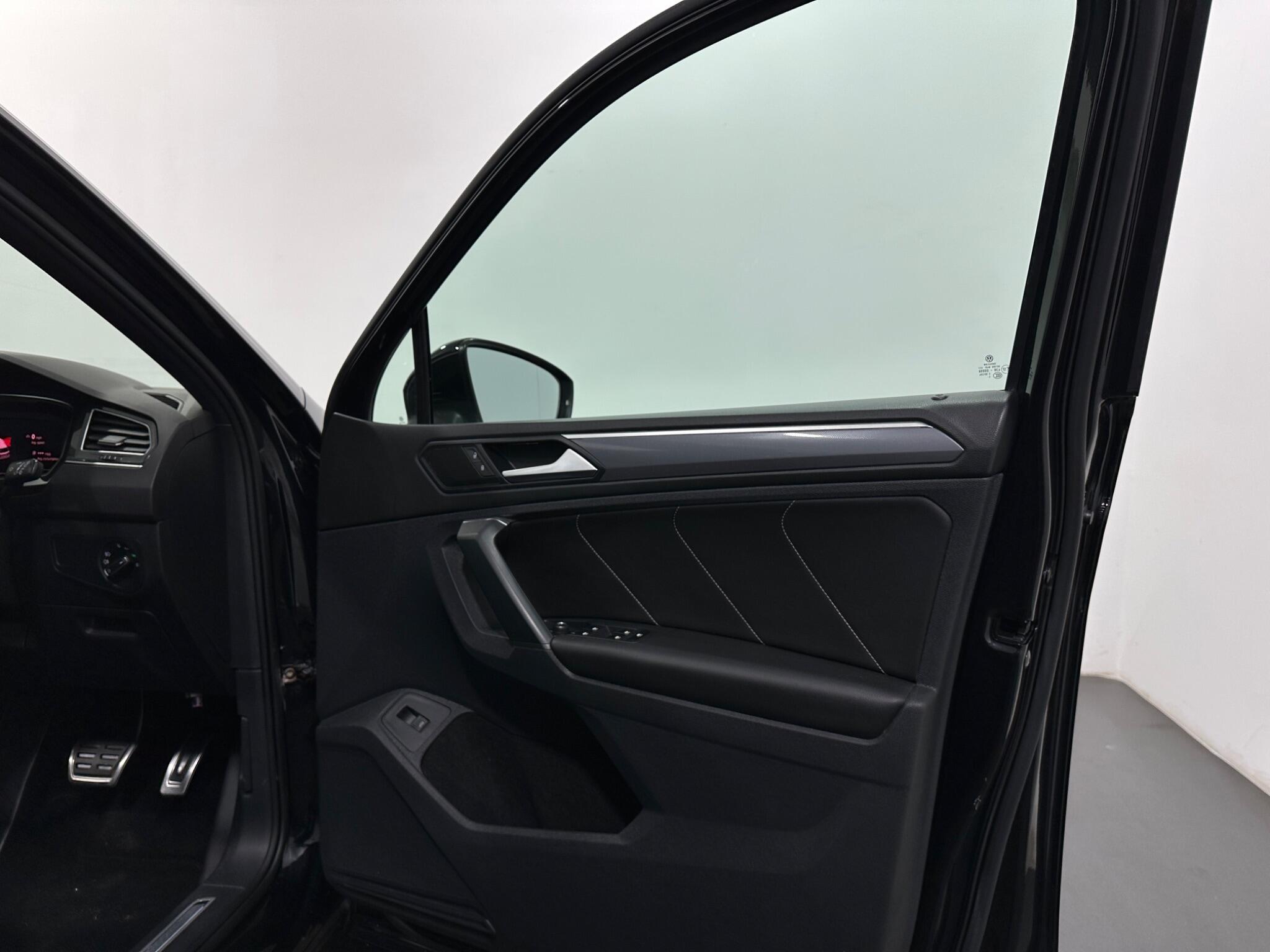 Volkswagen Tiguan view 34