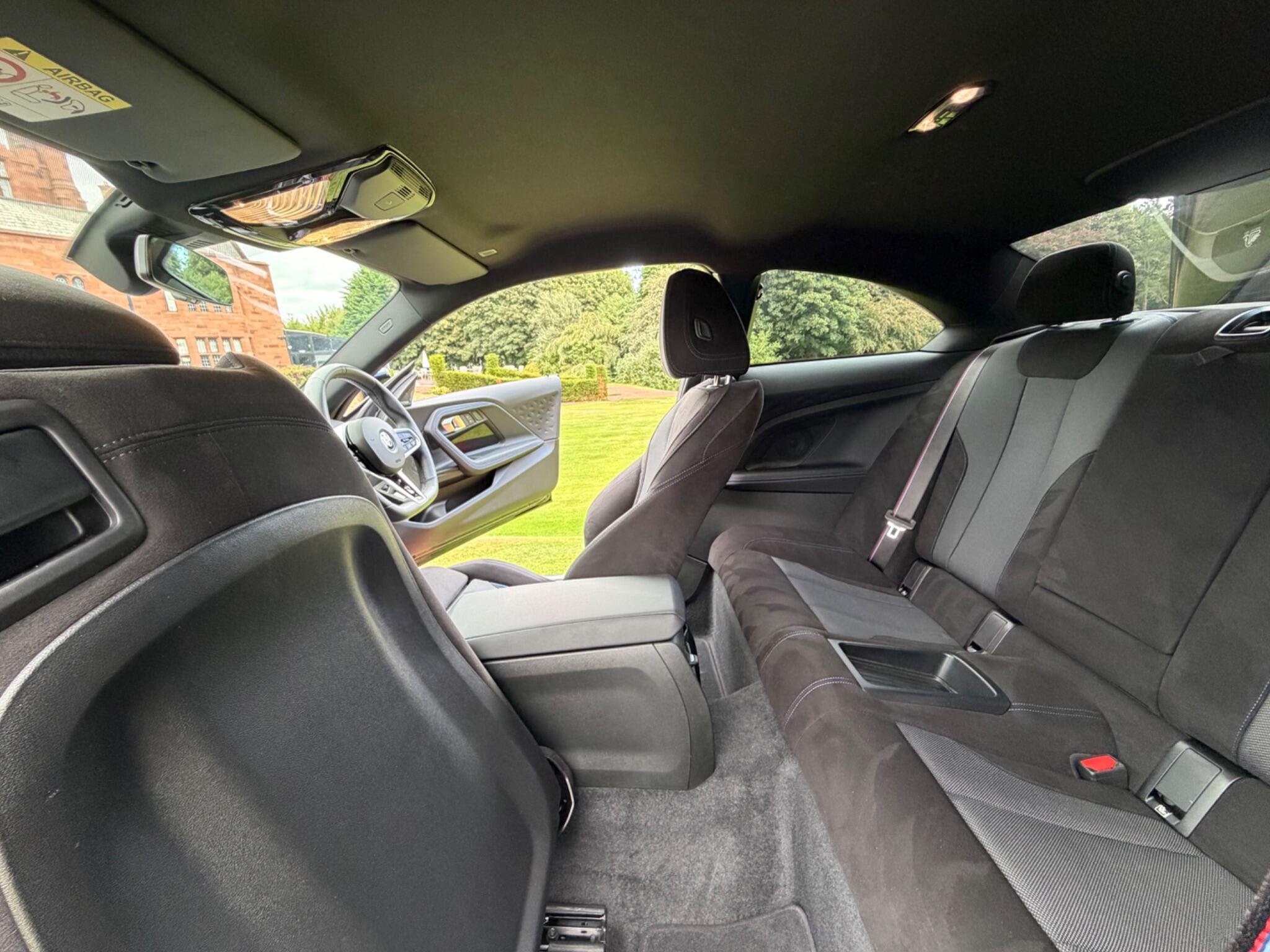 BMW 2 Series view 21