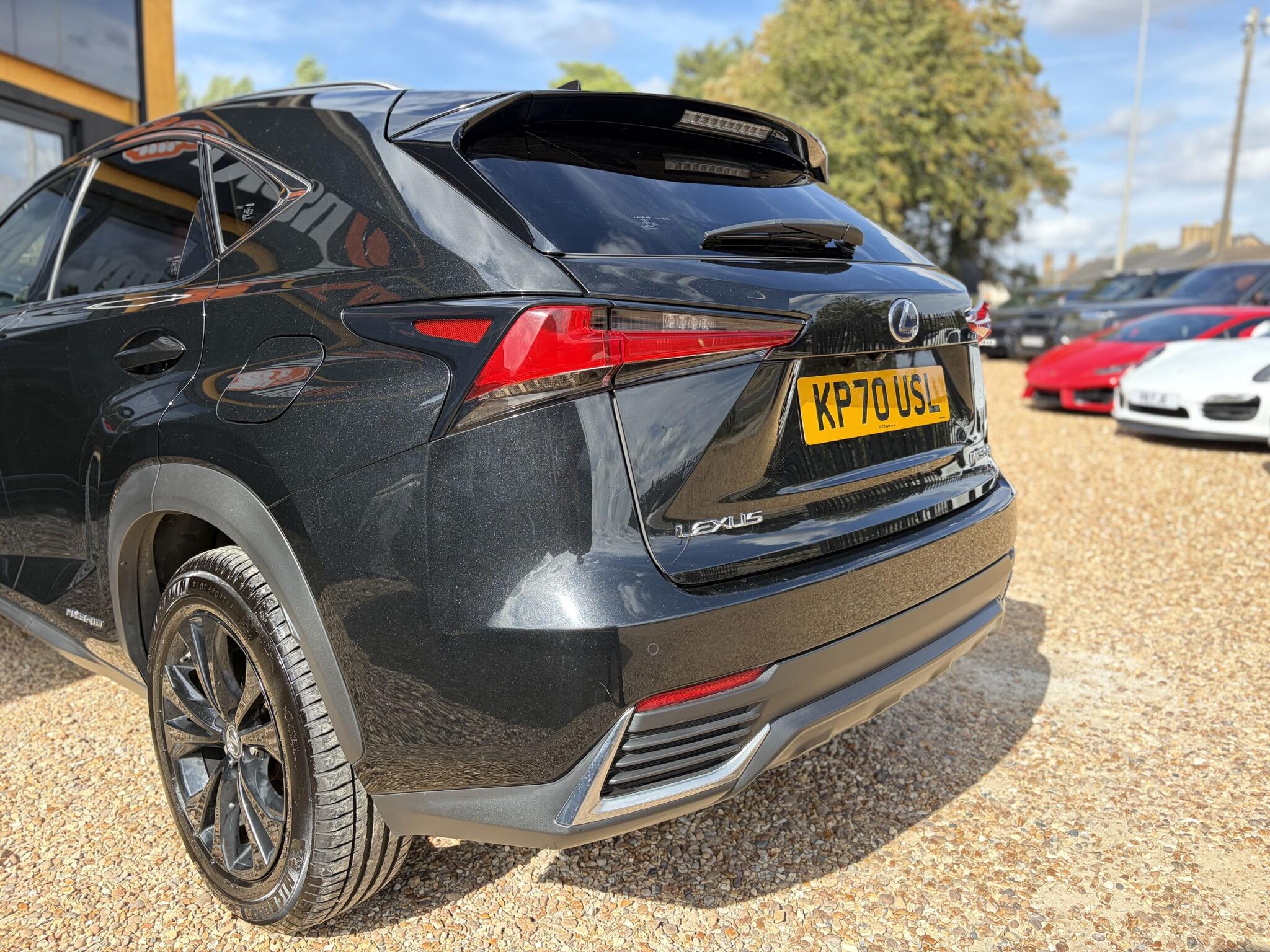 Lexus NX view 9
