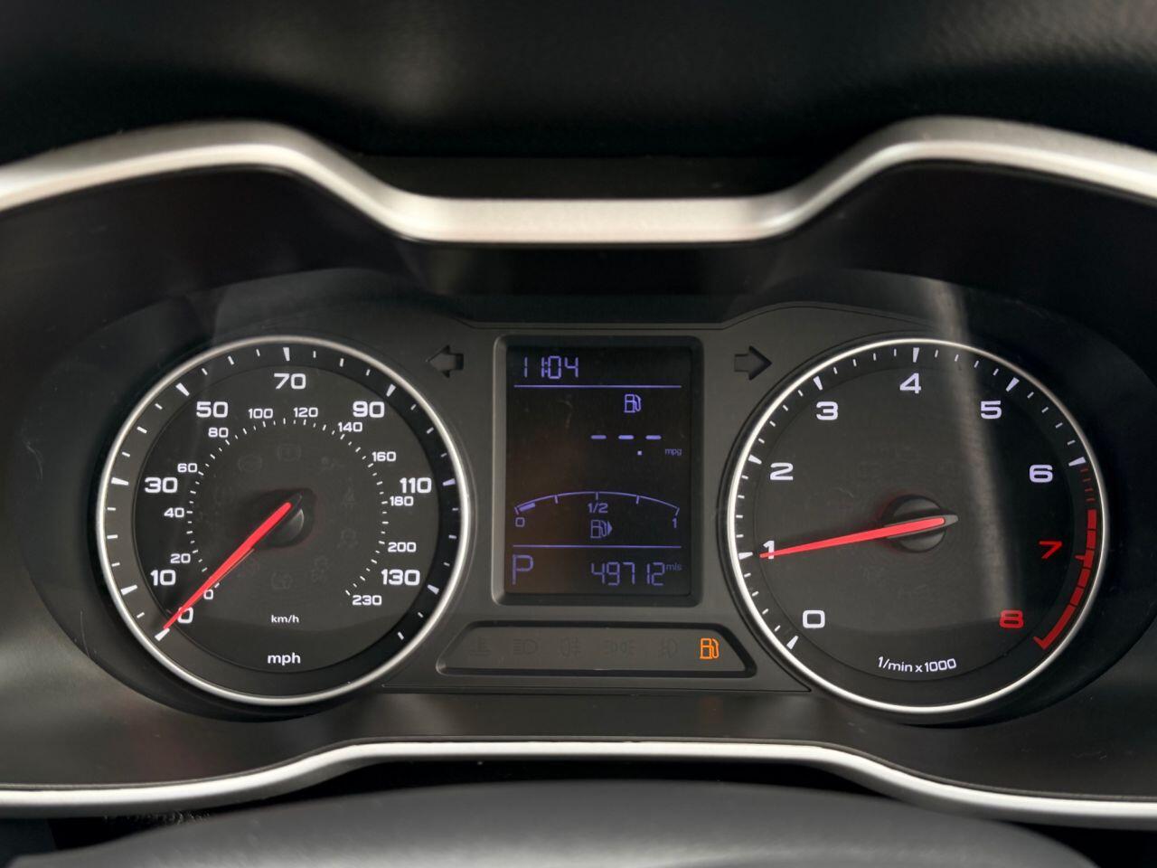 MG ZS view 33