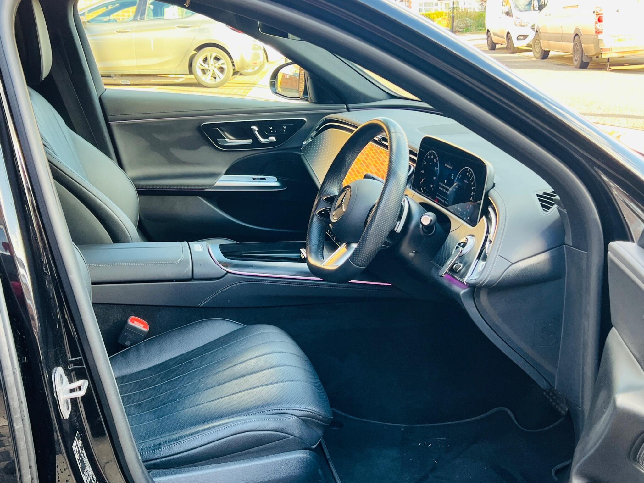 Mercedes-Benz E Class view 11