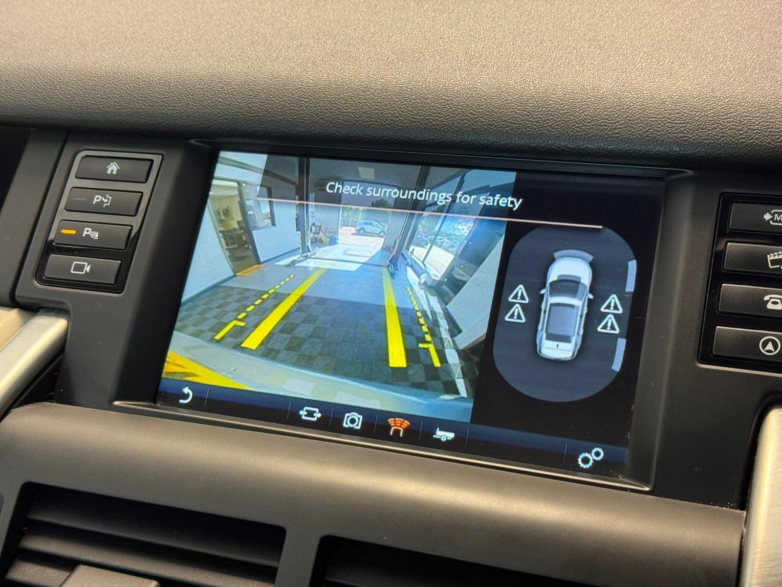 2016 Land Rover Discovery Sport 2.0 TD4 HSE Luxury Auto 4WD Euro 6 (s/s) 5dr • 103,000 miles image 21