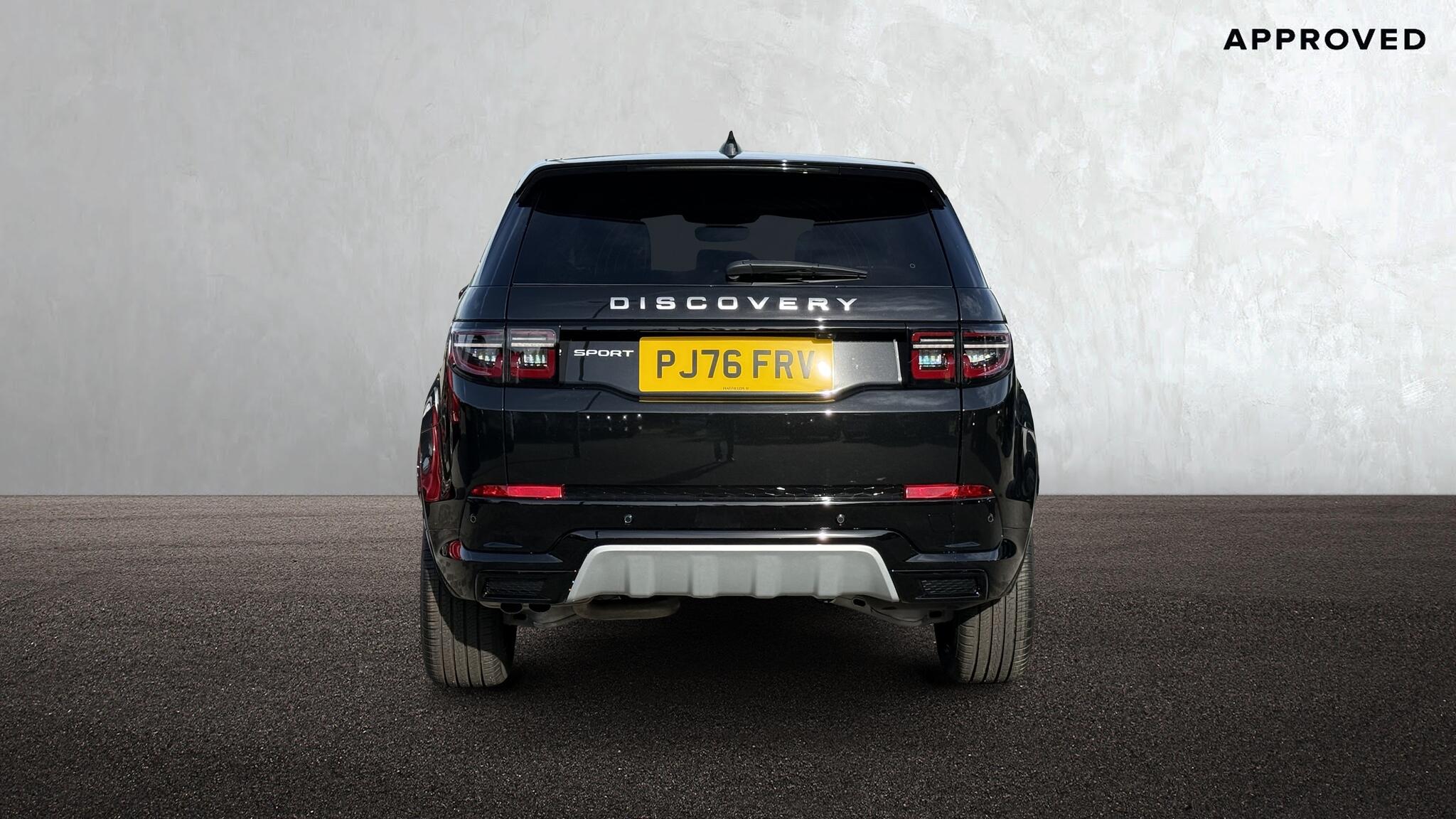 Land Rover Discovery Sport view 6