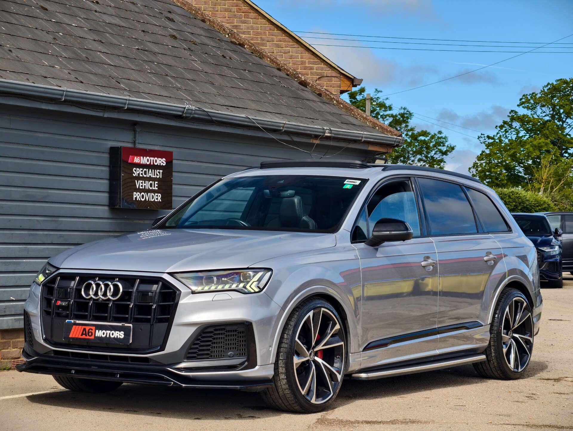 Audi SQ7 view 23