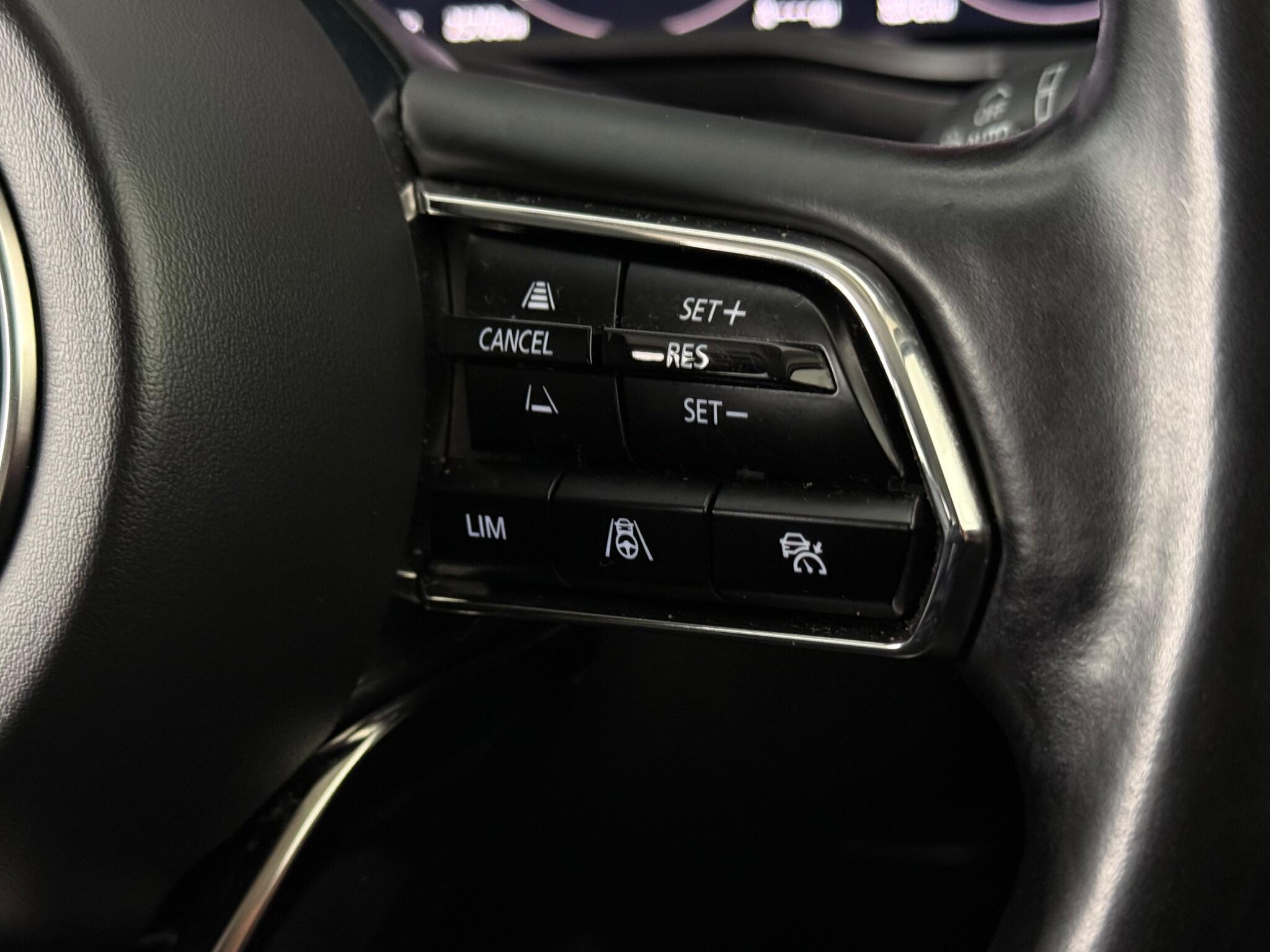Mazda CX-60 view 15