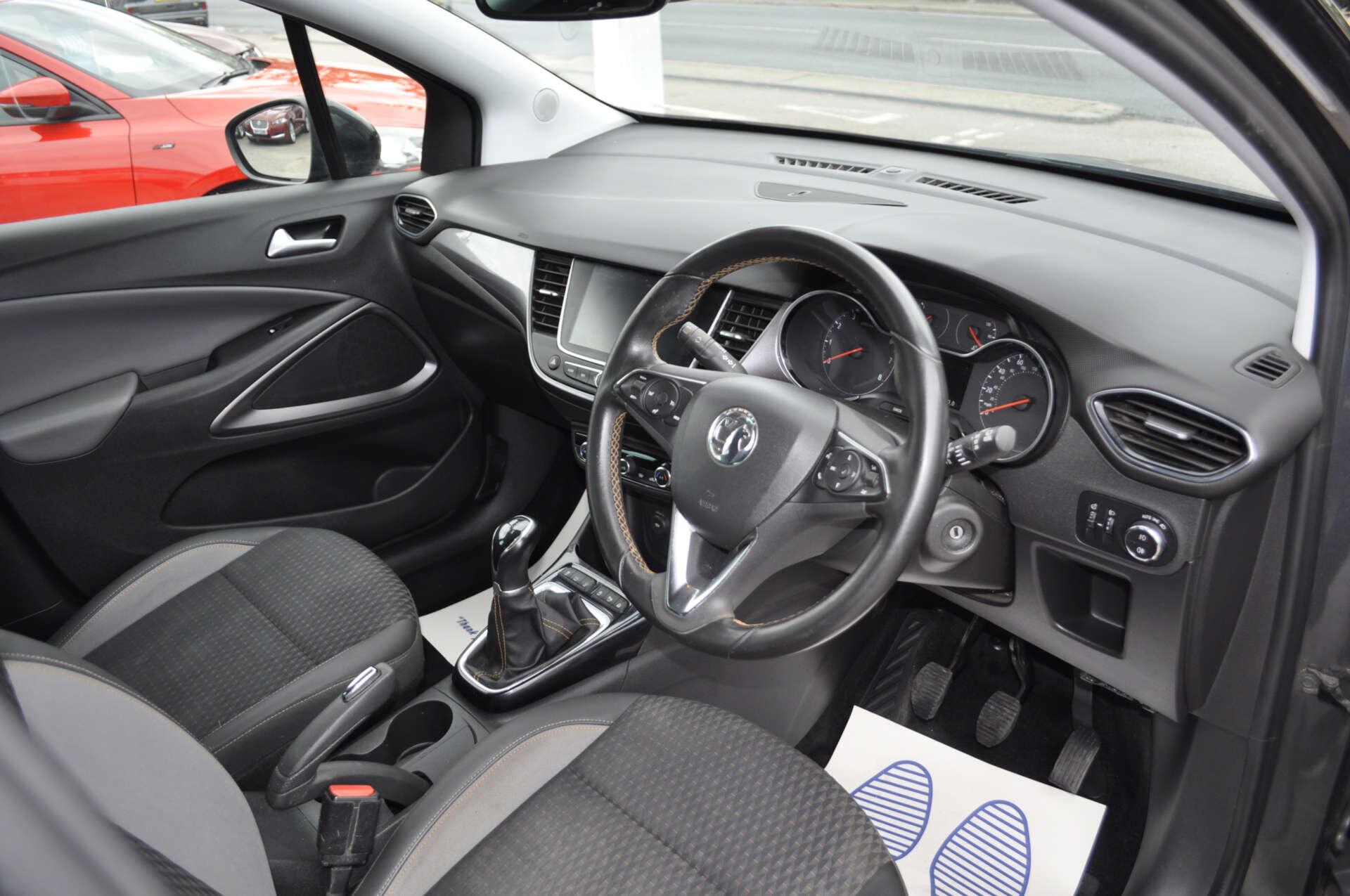 Vauxhall Crossland X view 13