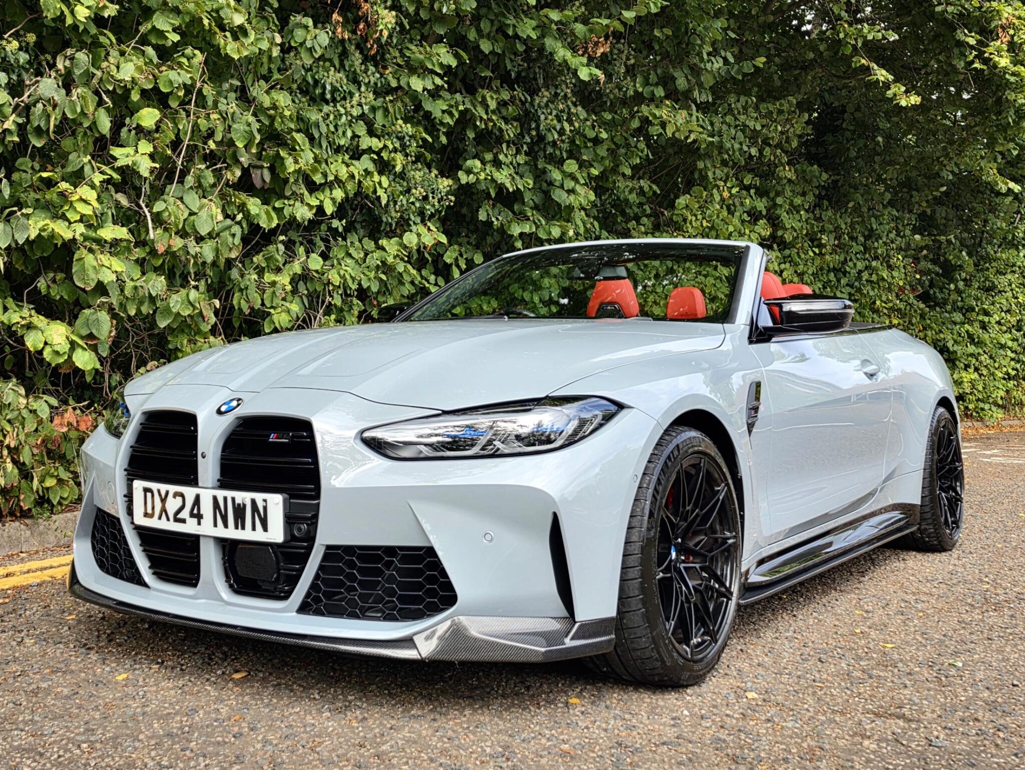 BMW M4 view 5