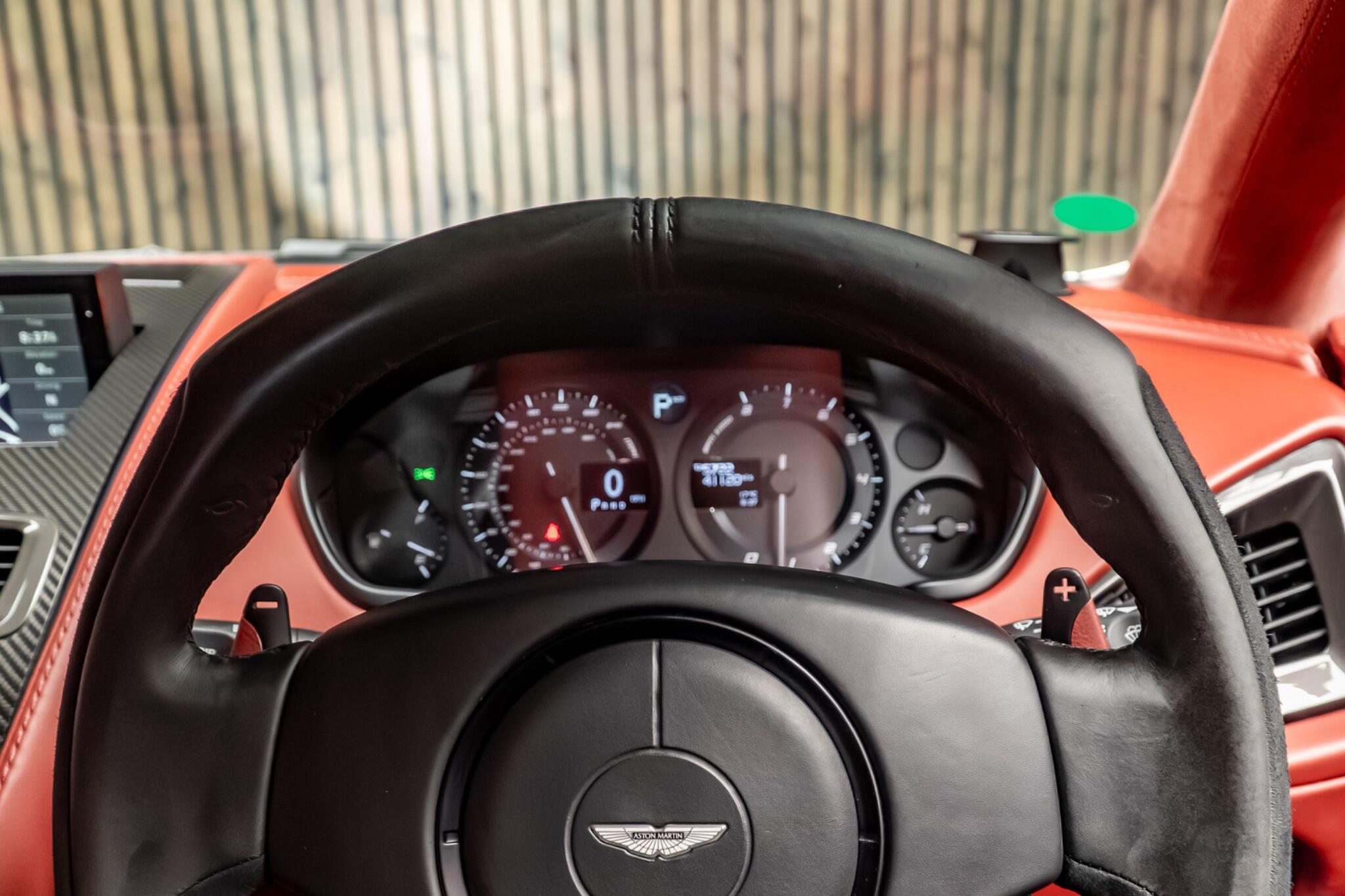 Aston Martin Vanquish view 33