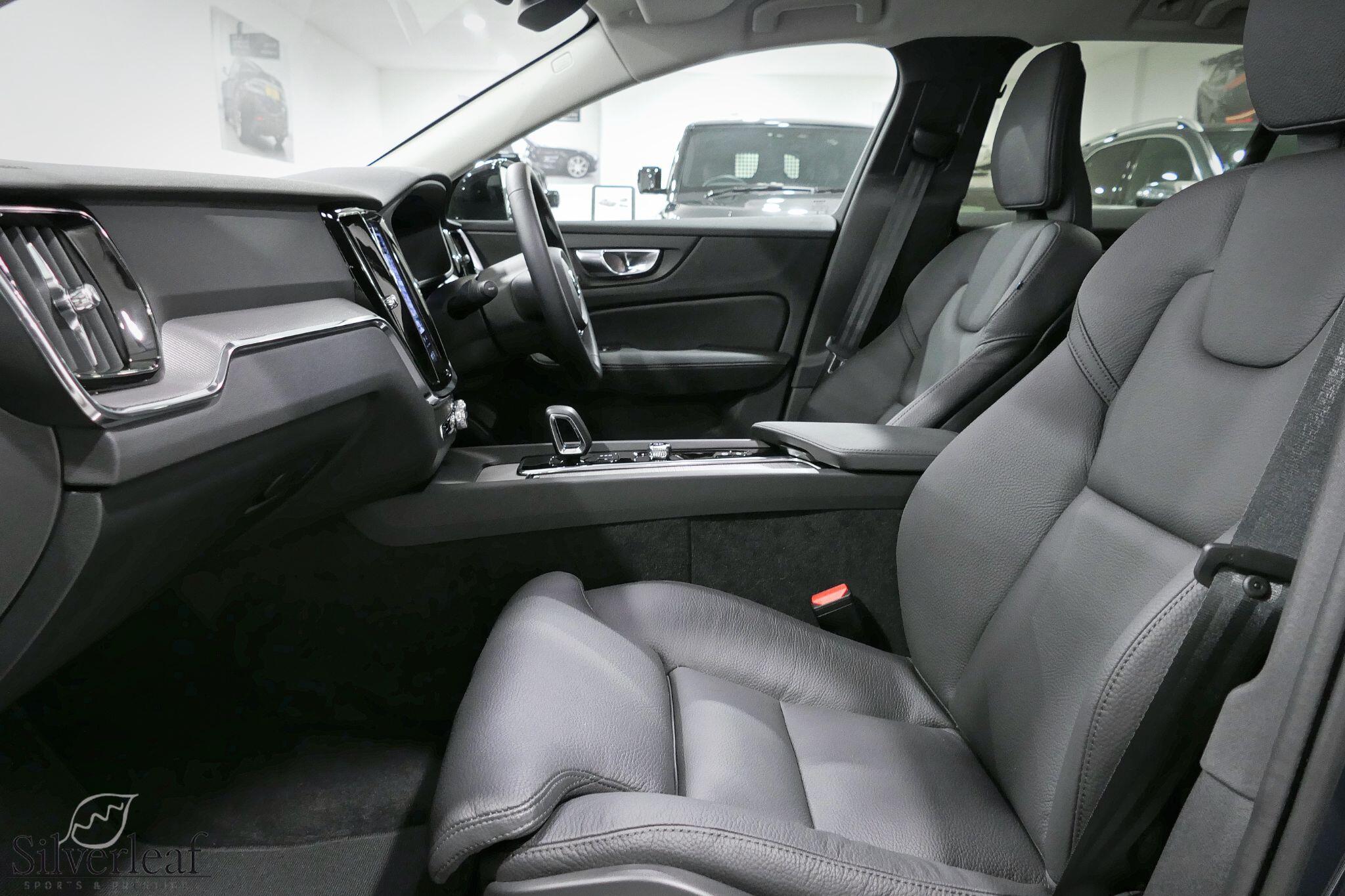 Volvo V60 view 5