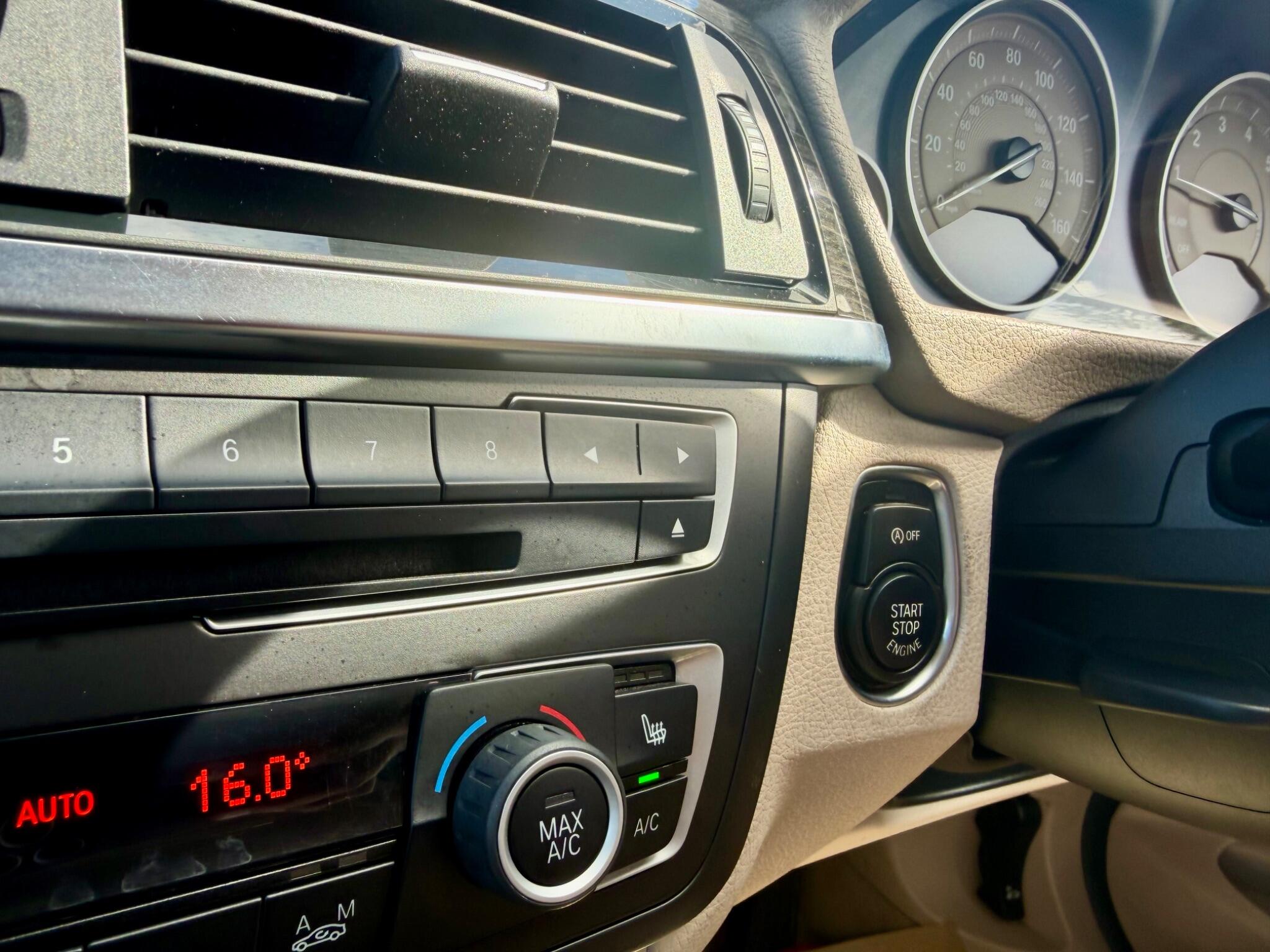 BMW 3 Series view 37