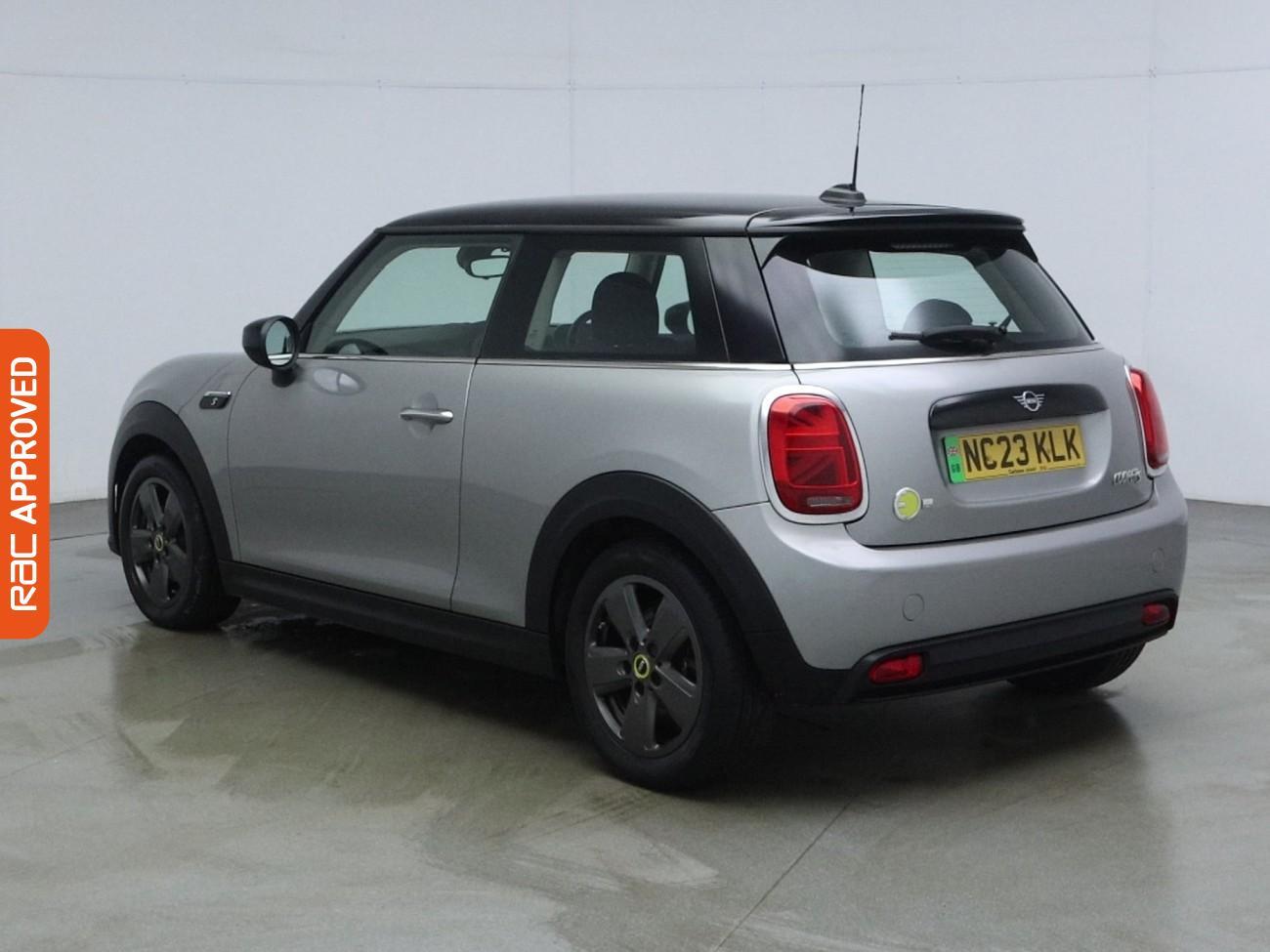 Mini Hatch view 5