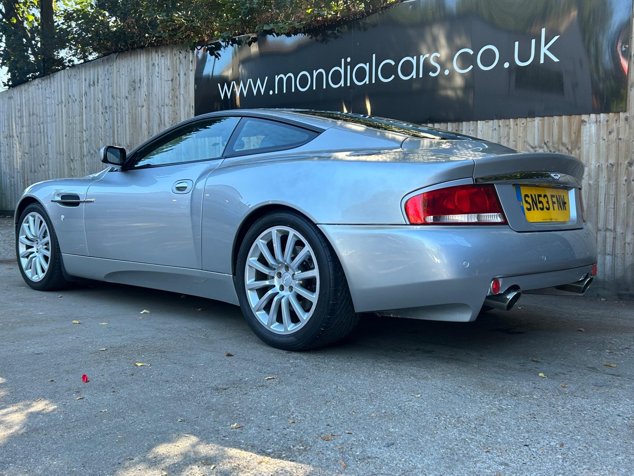 Aston Martin Vanquish view 17