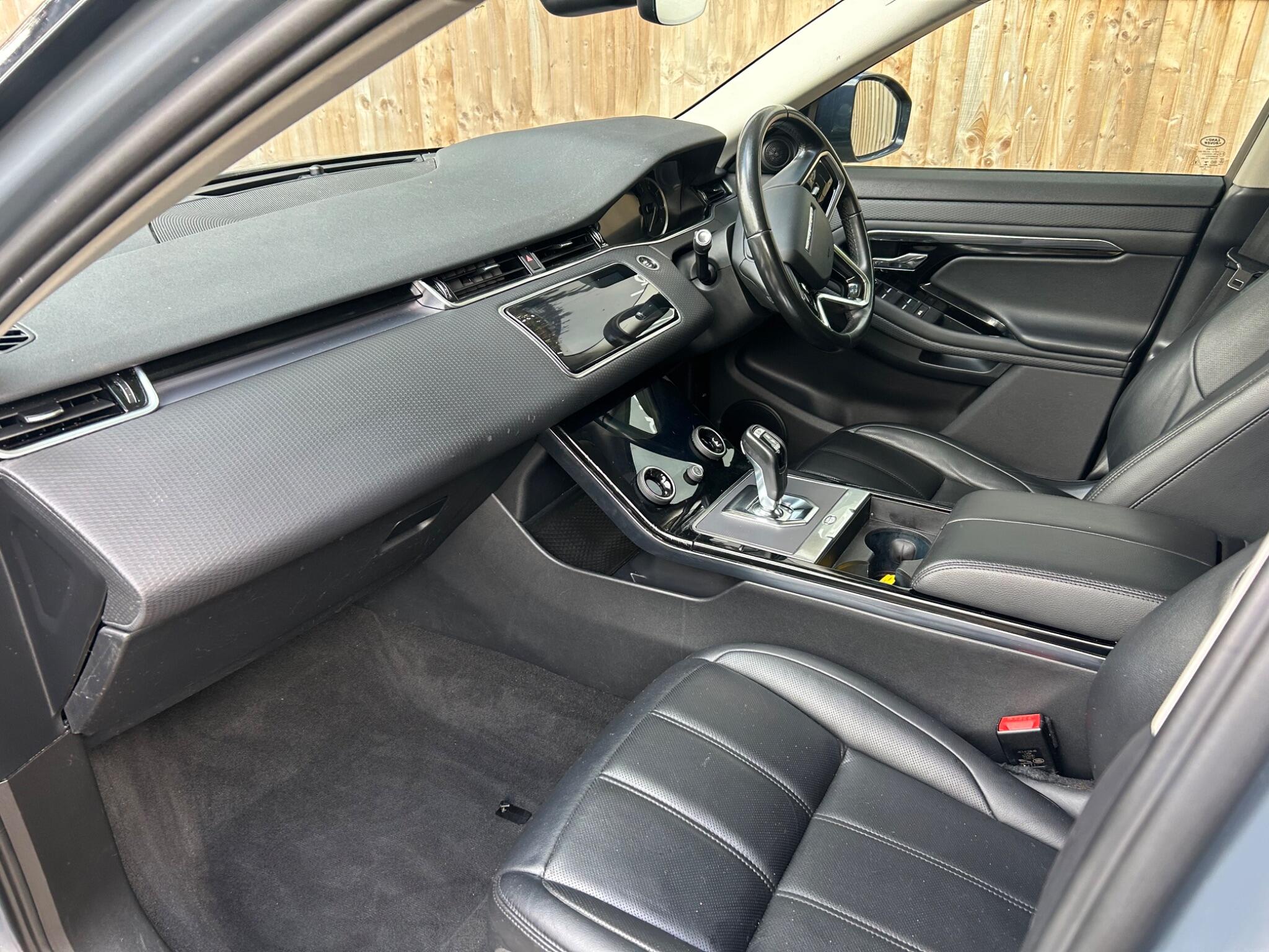 Land Rover Range Rover Evoque view 31