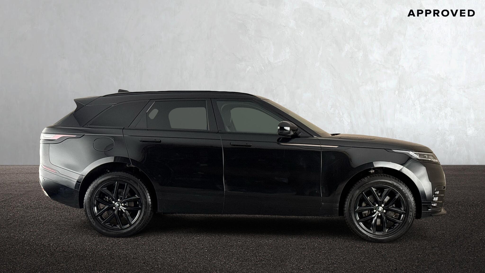 Land Rover Range Rover Velar view 5