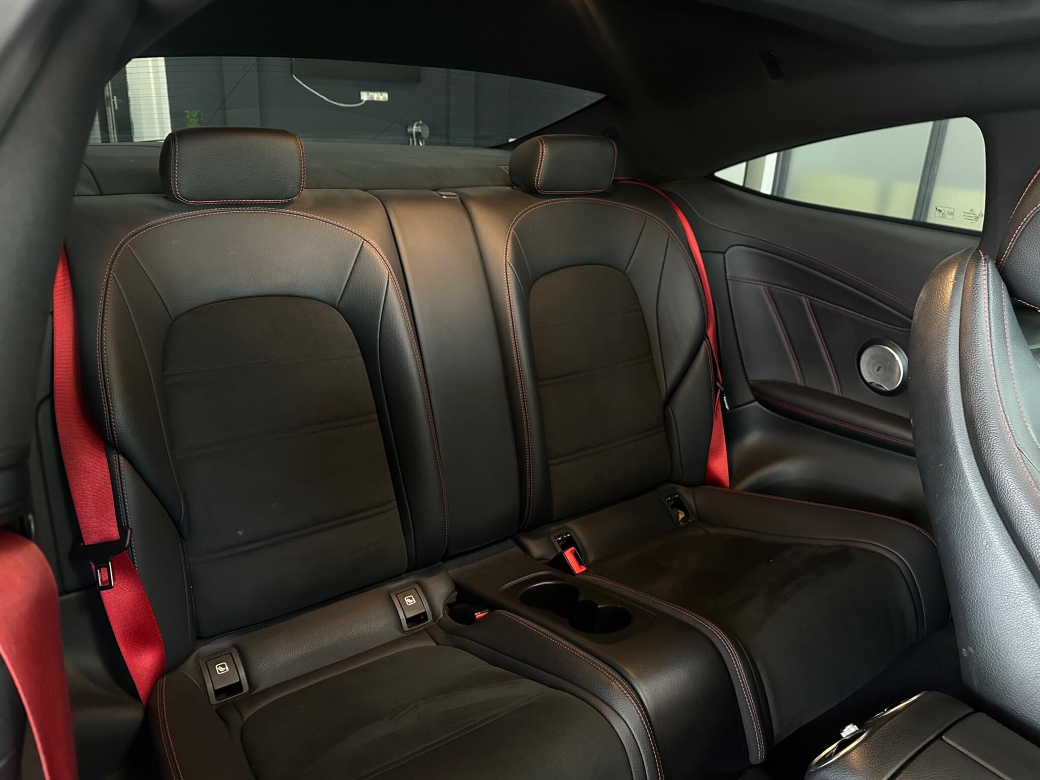 Mercedes-Benz C Class view 34