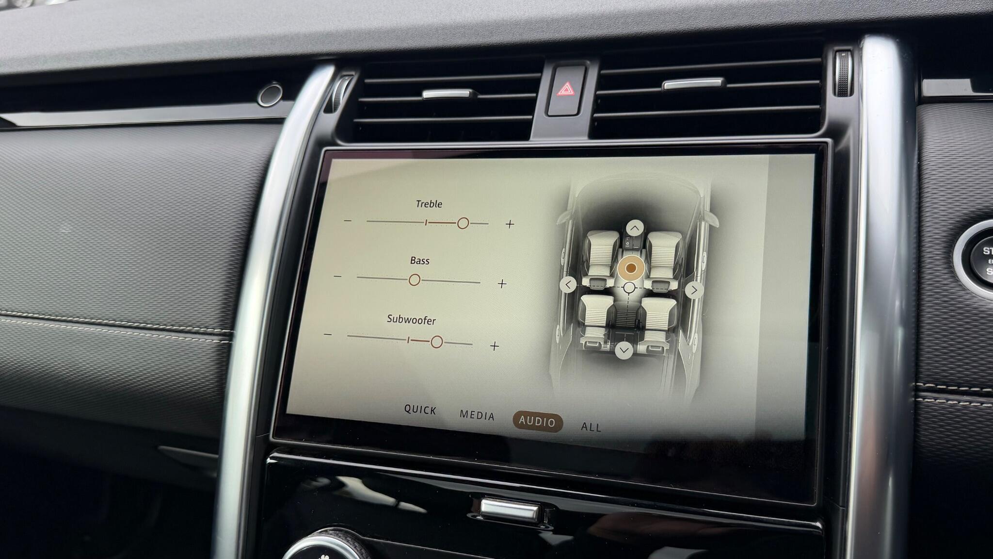 Land Rover Discovery view 18
