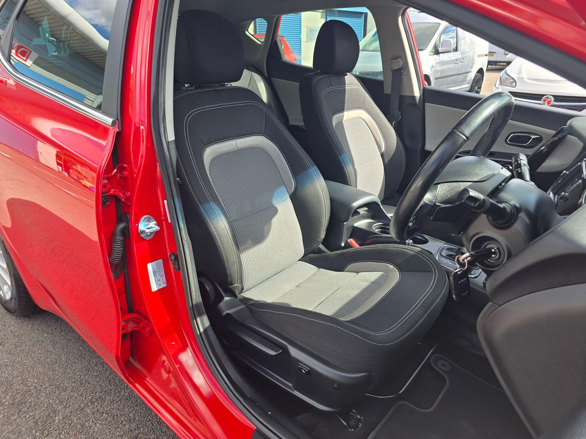 Kia Ceed view 31