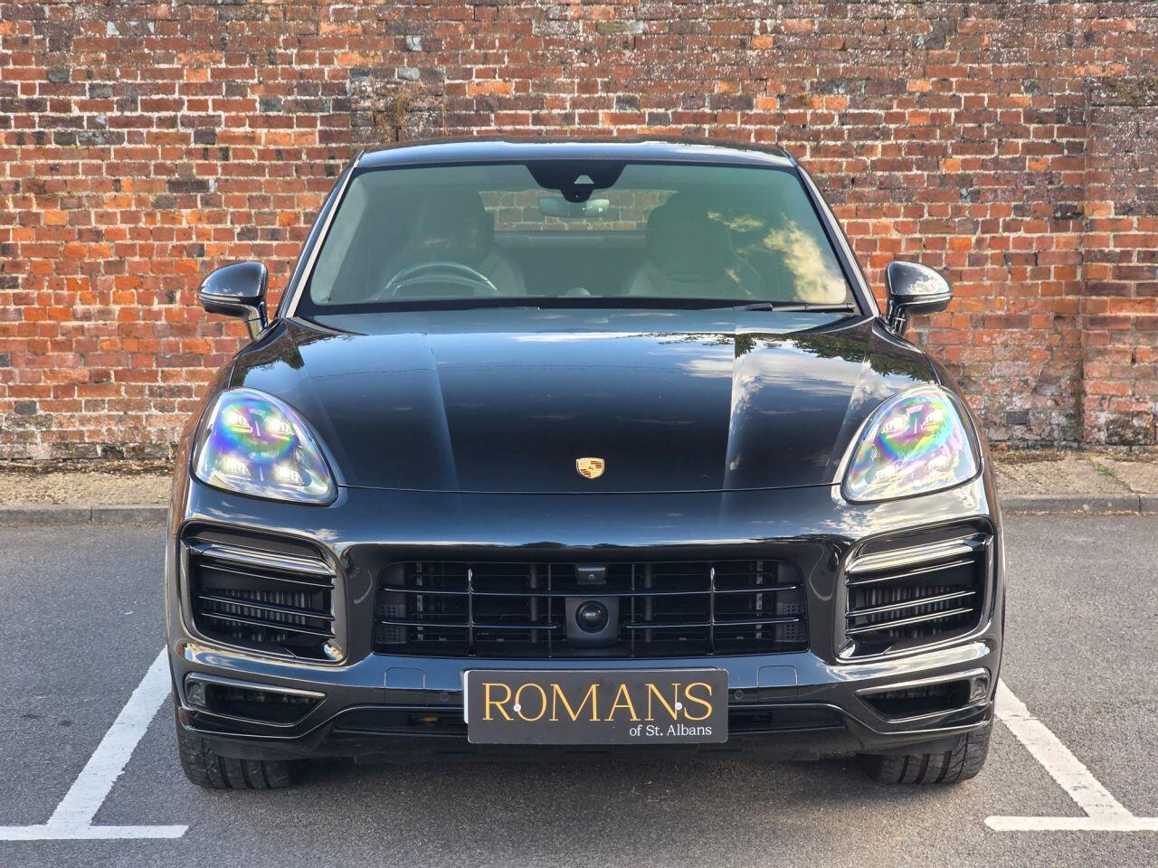Porsche Cayenne view 5