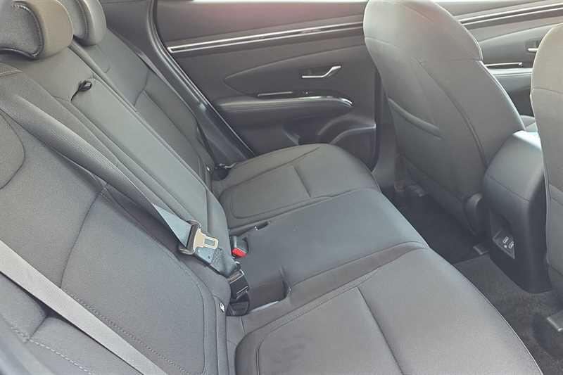 Hyundai Tucson view 25
