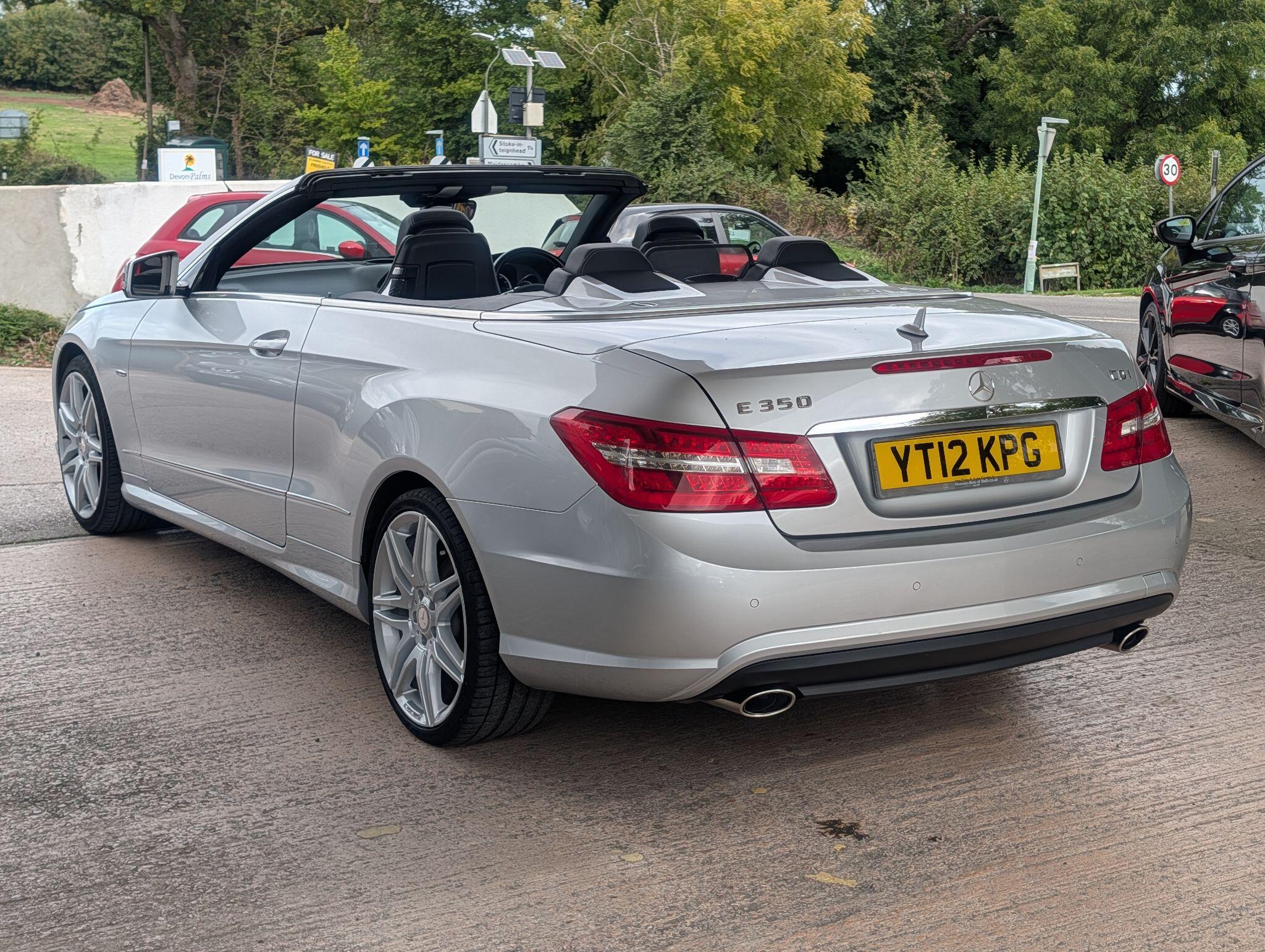 Mercedes-Benz E-Class view 6