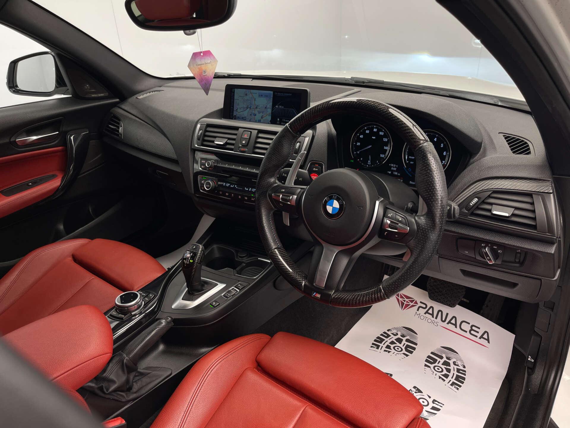 BMW 1 Series view 11