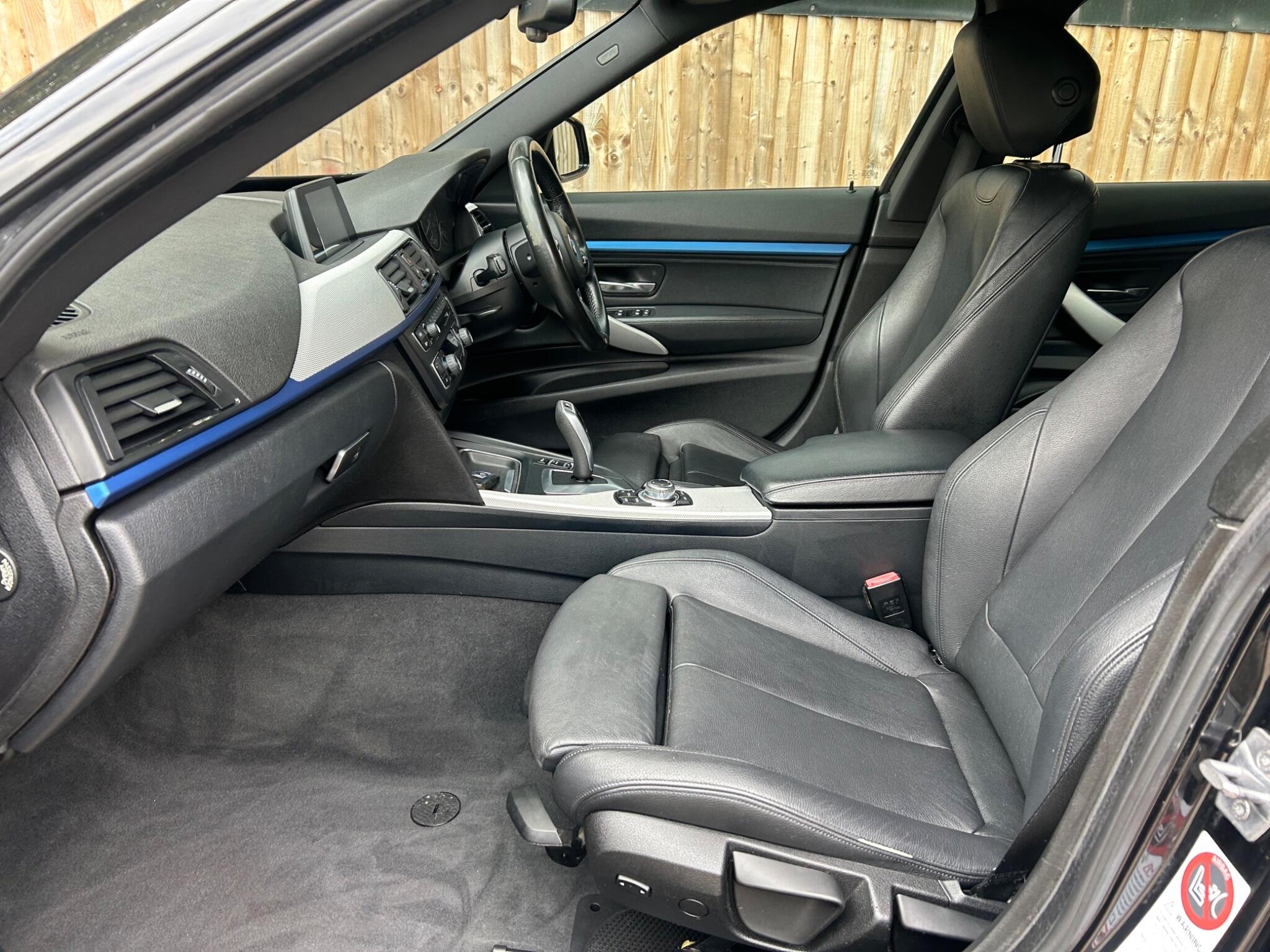 BMW 3 Series view 4