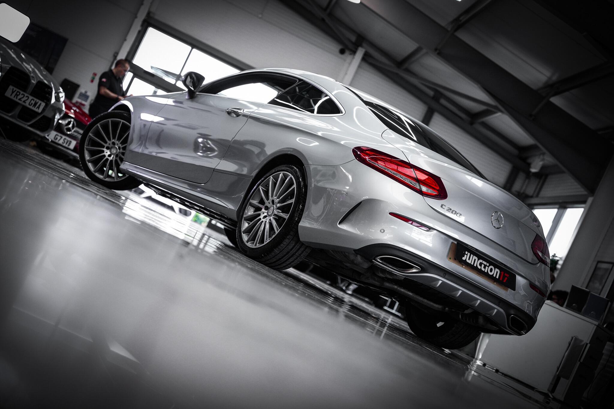 Mercedes-Benz C-Class view 6