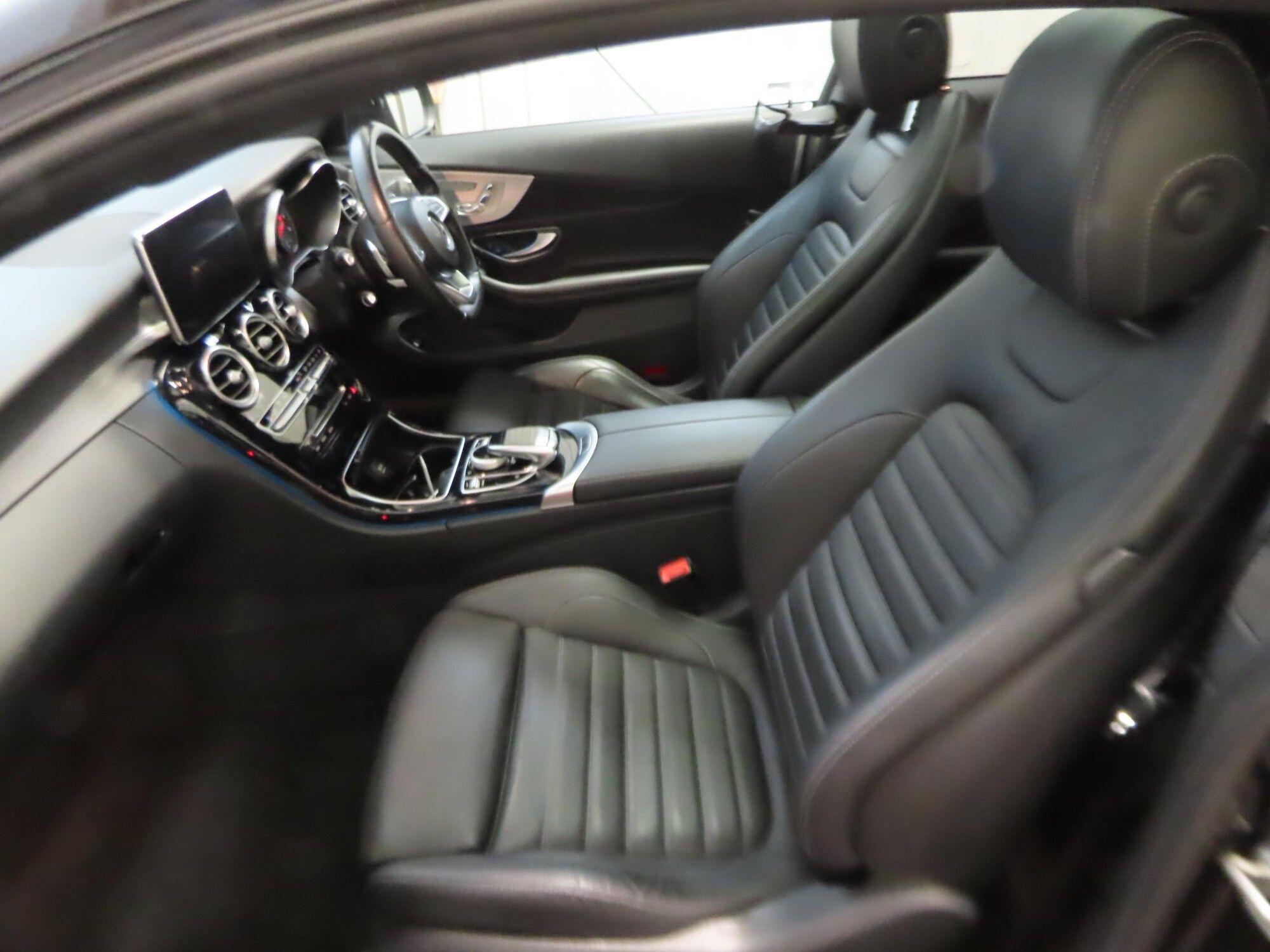Mercedes-Benz C-Class view 7