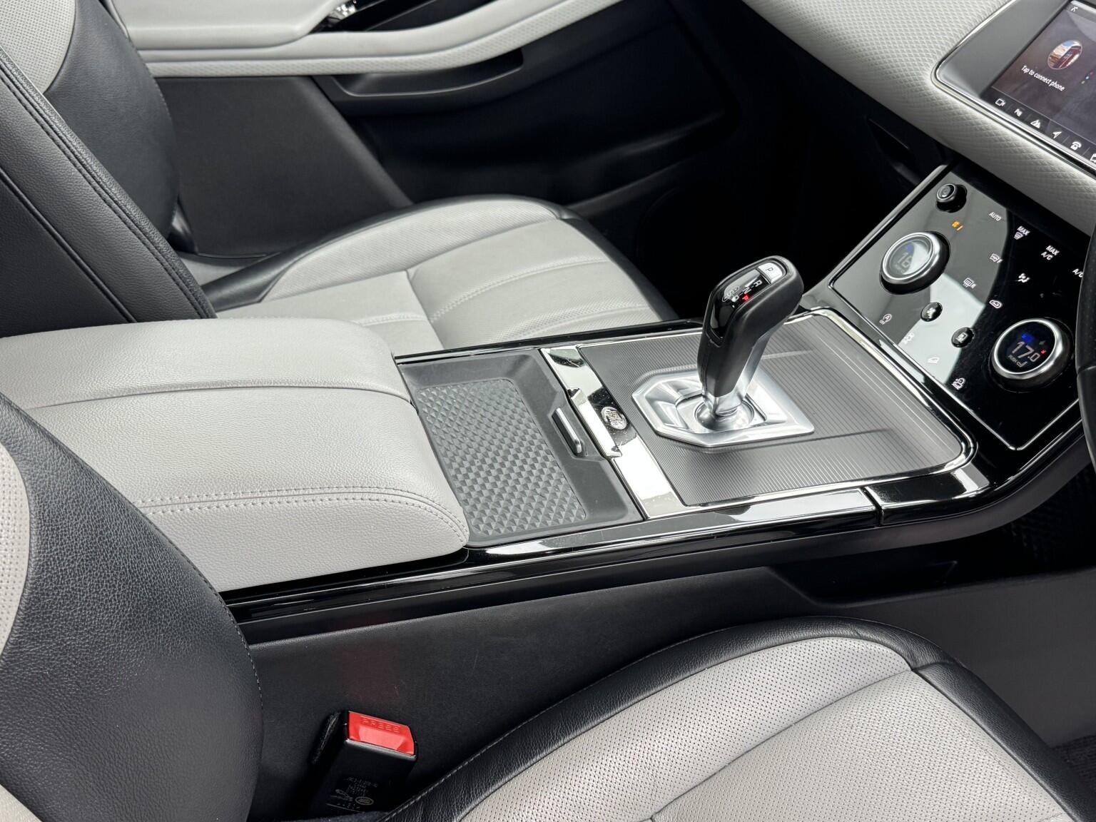 Land Rover Range Rover Evoque view 17