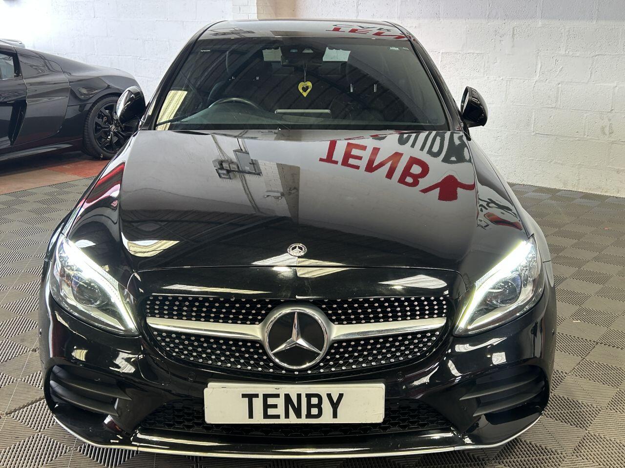 Mercedes-Benz C Class view 3