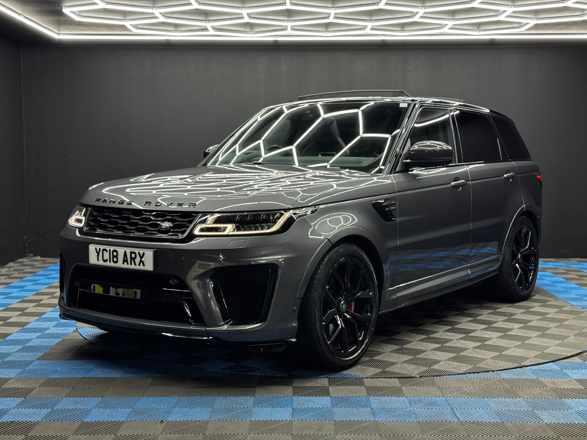 Land Rover Range Rover Sport view 3