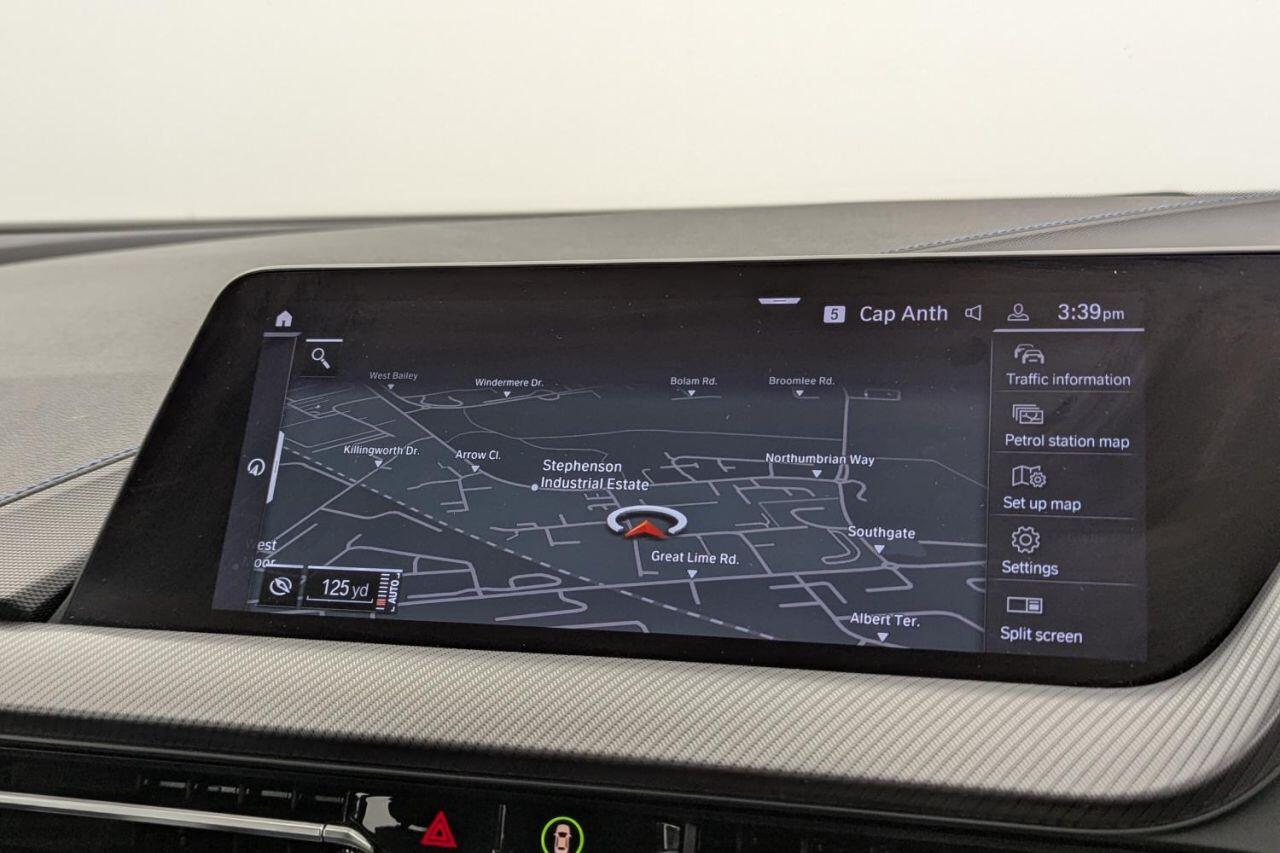BMW 1 Series view 17