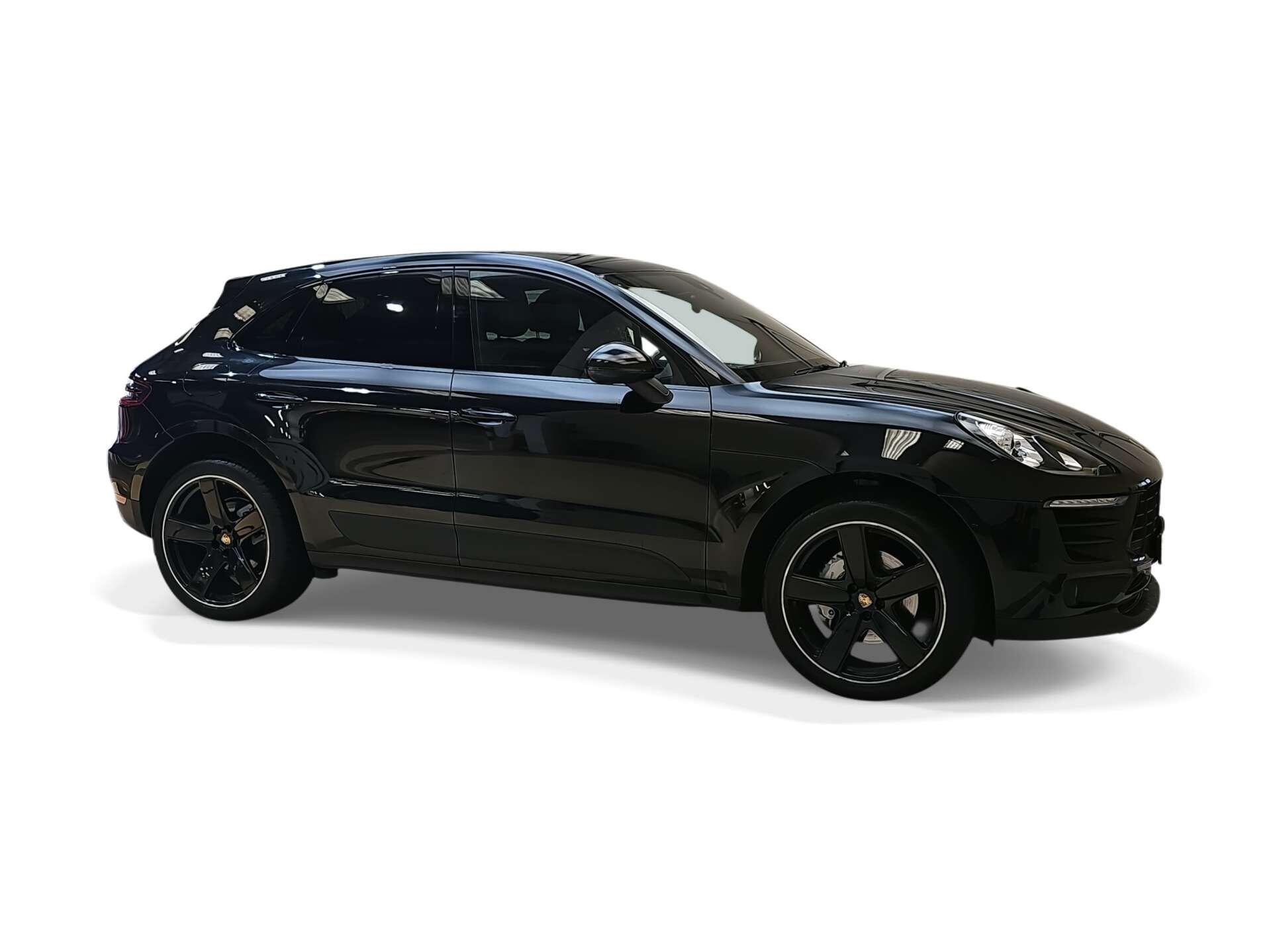 Porsche Macan view 8