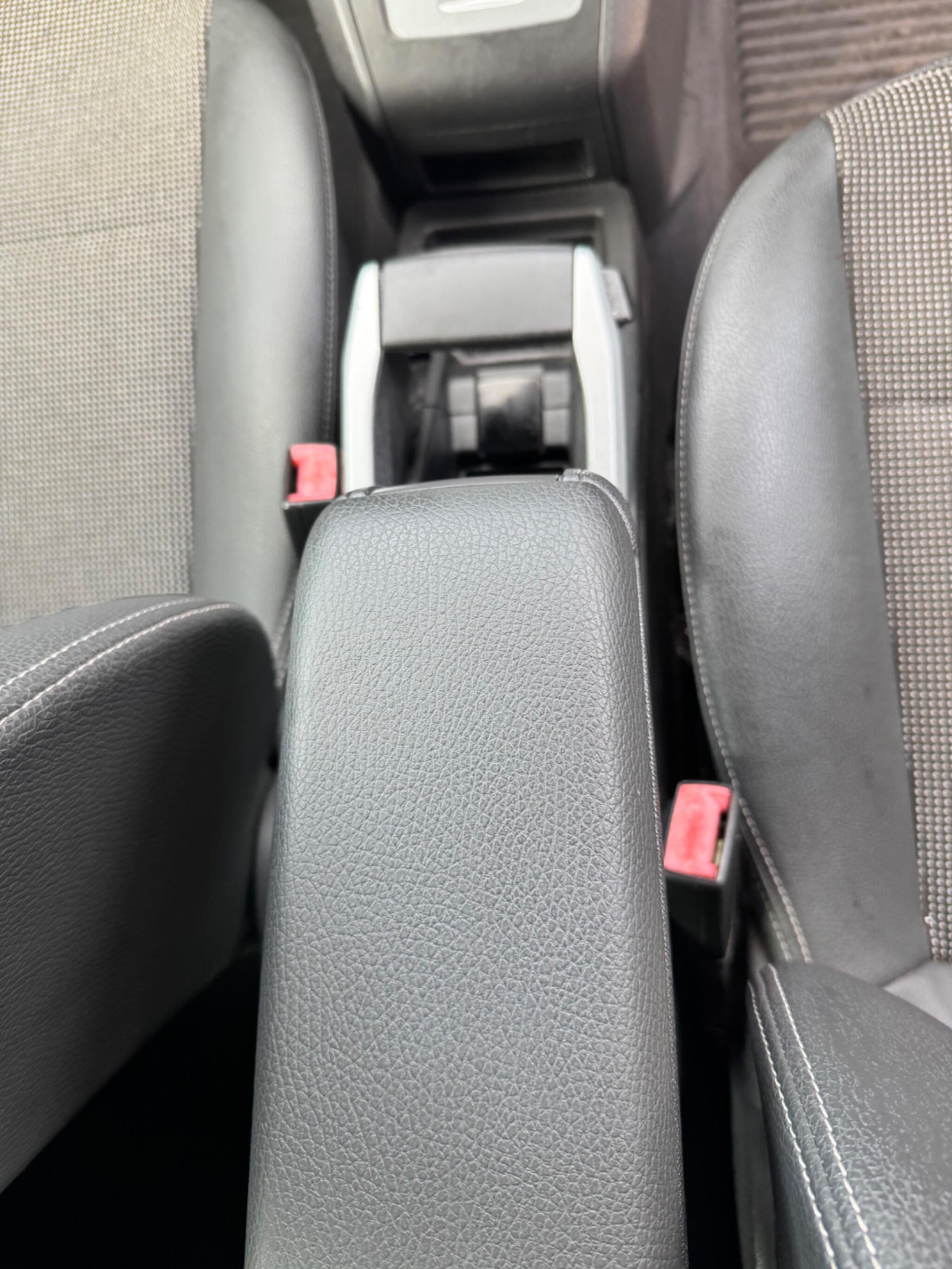 Vauxhall Zafira view 51