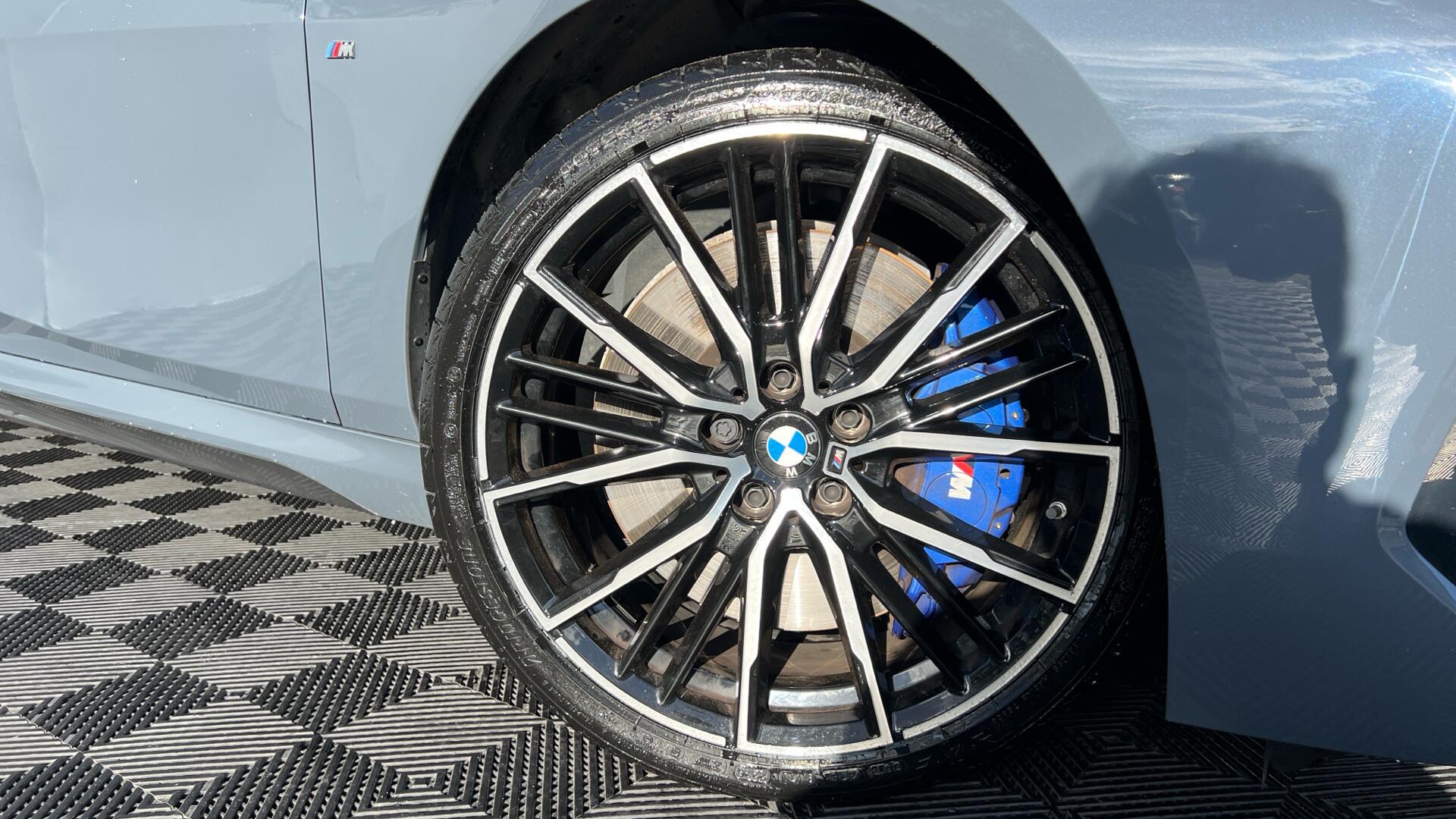BMW 2 Series view 25