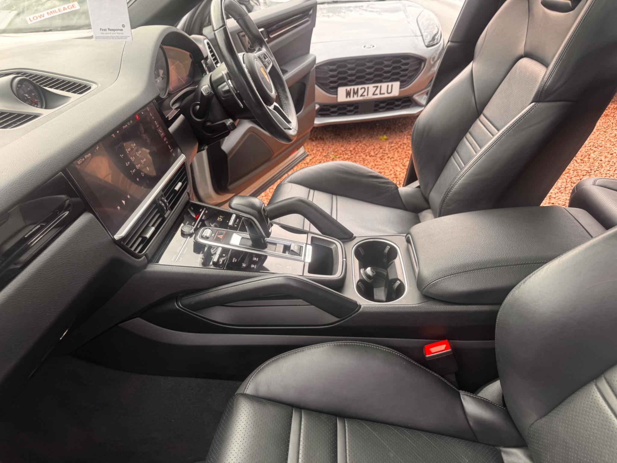 Porsche Cayenne view 62
