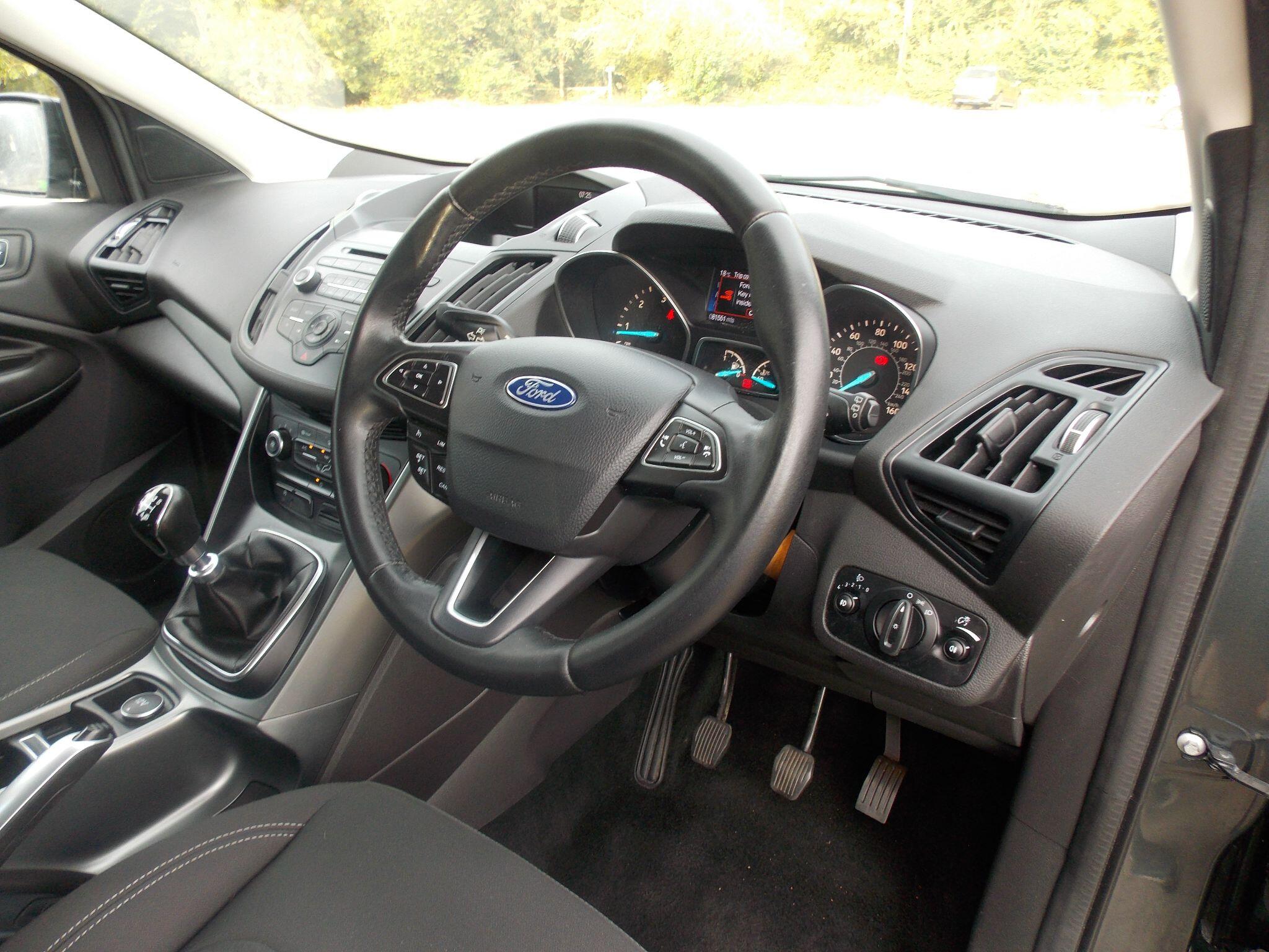 Ford Kuga view 26