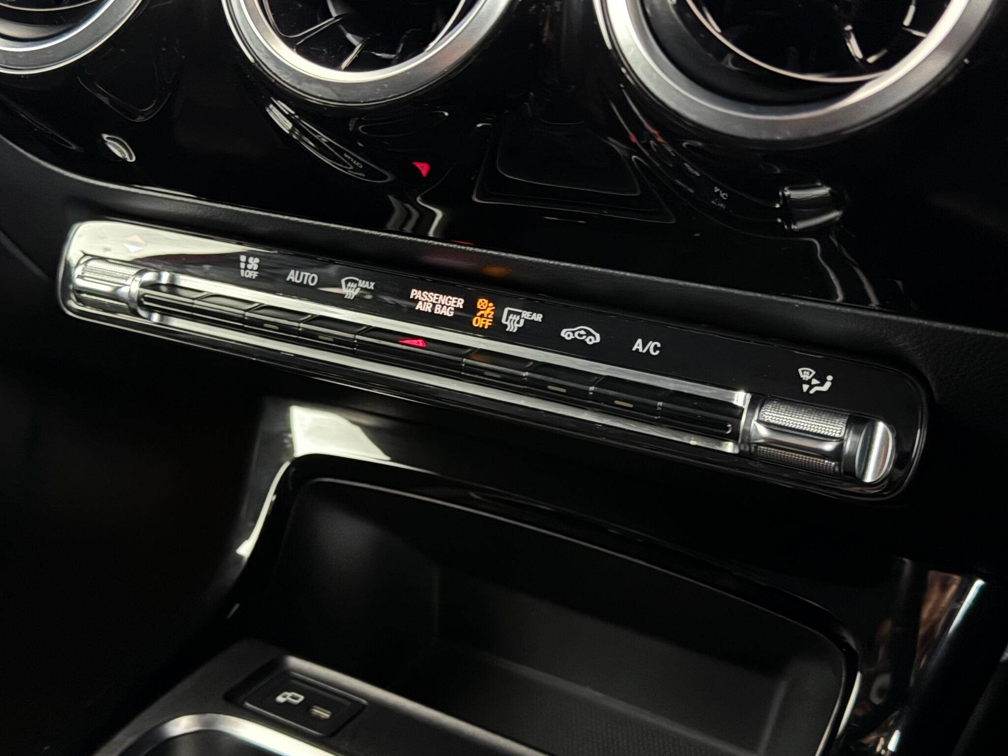 Mercedes-Benz A-Class view 35