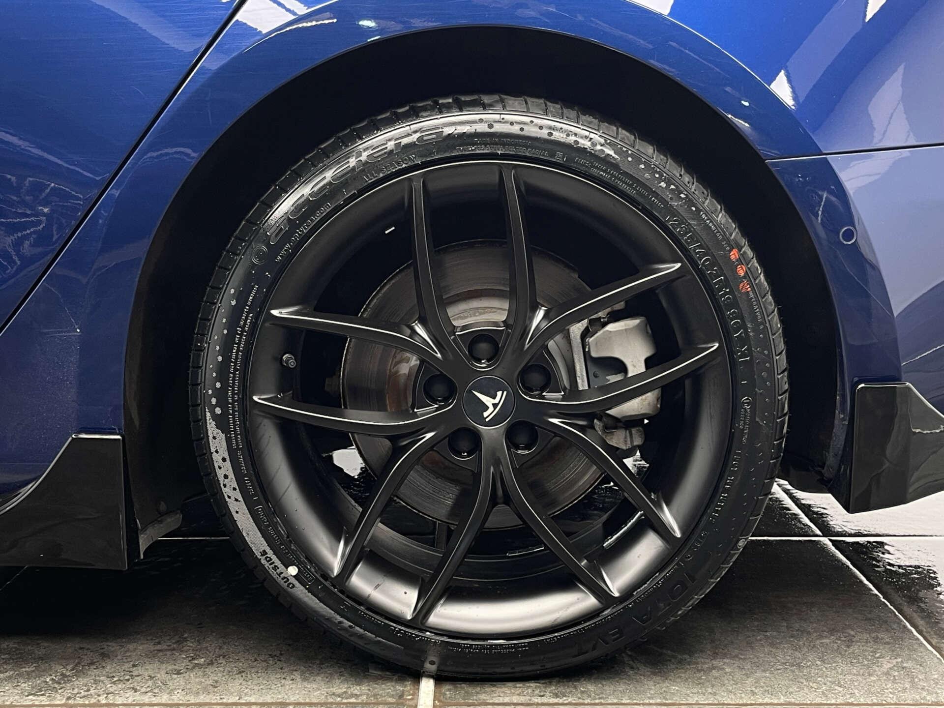 Tesla Model 3 view 42